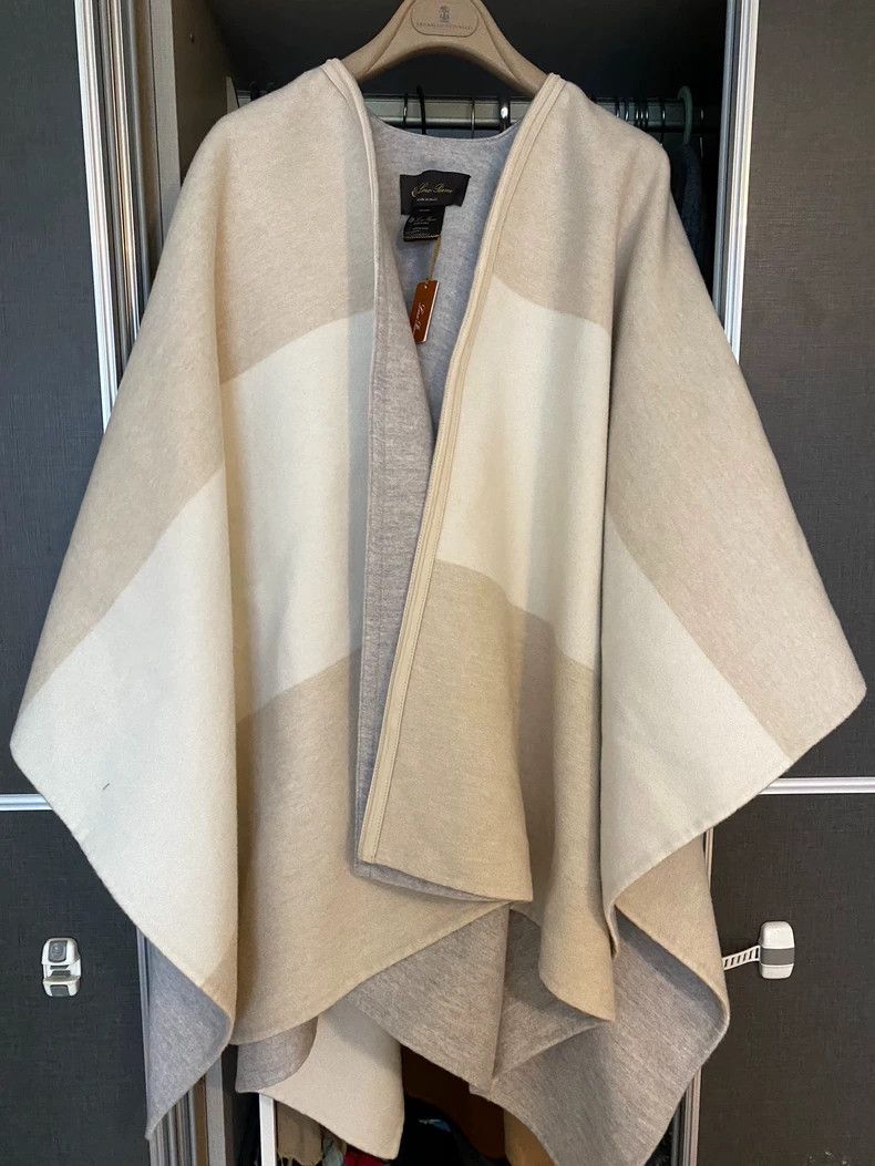 Loro Piana LORO PIANA Shawl cloak, can be used as a coat, oatmeal whi Size M / US 6-8 / IT 42-44 - 1 Thumbnail