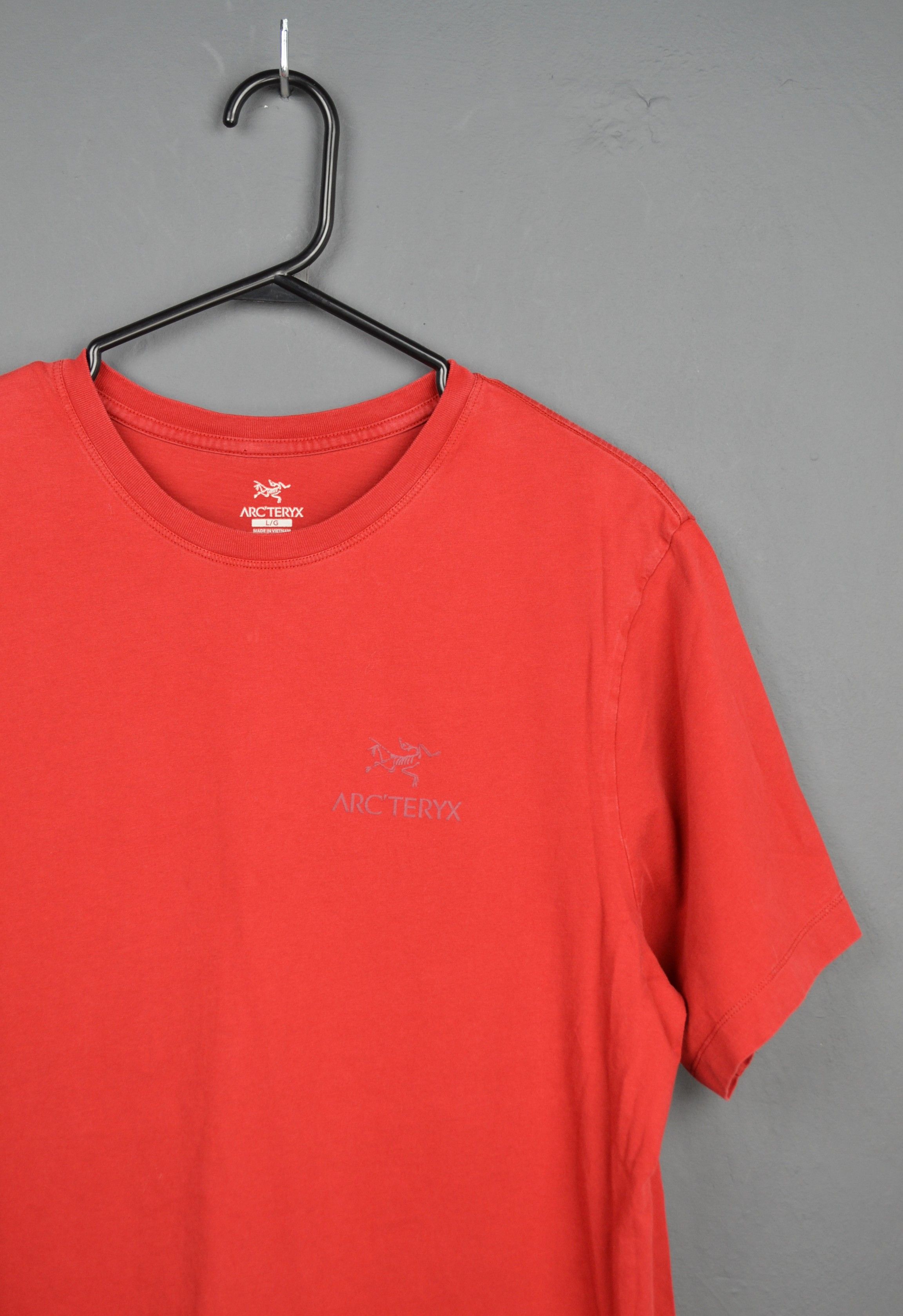 Arc'teryx Arc'teryx Emblem T-shirt SS Men's L Red Cotton Size US L / EU 52-54 / 3 - 2 Thumbnail