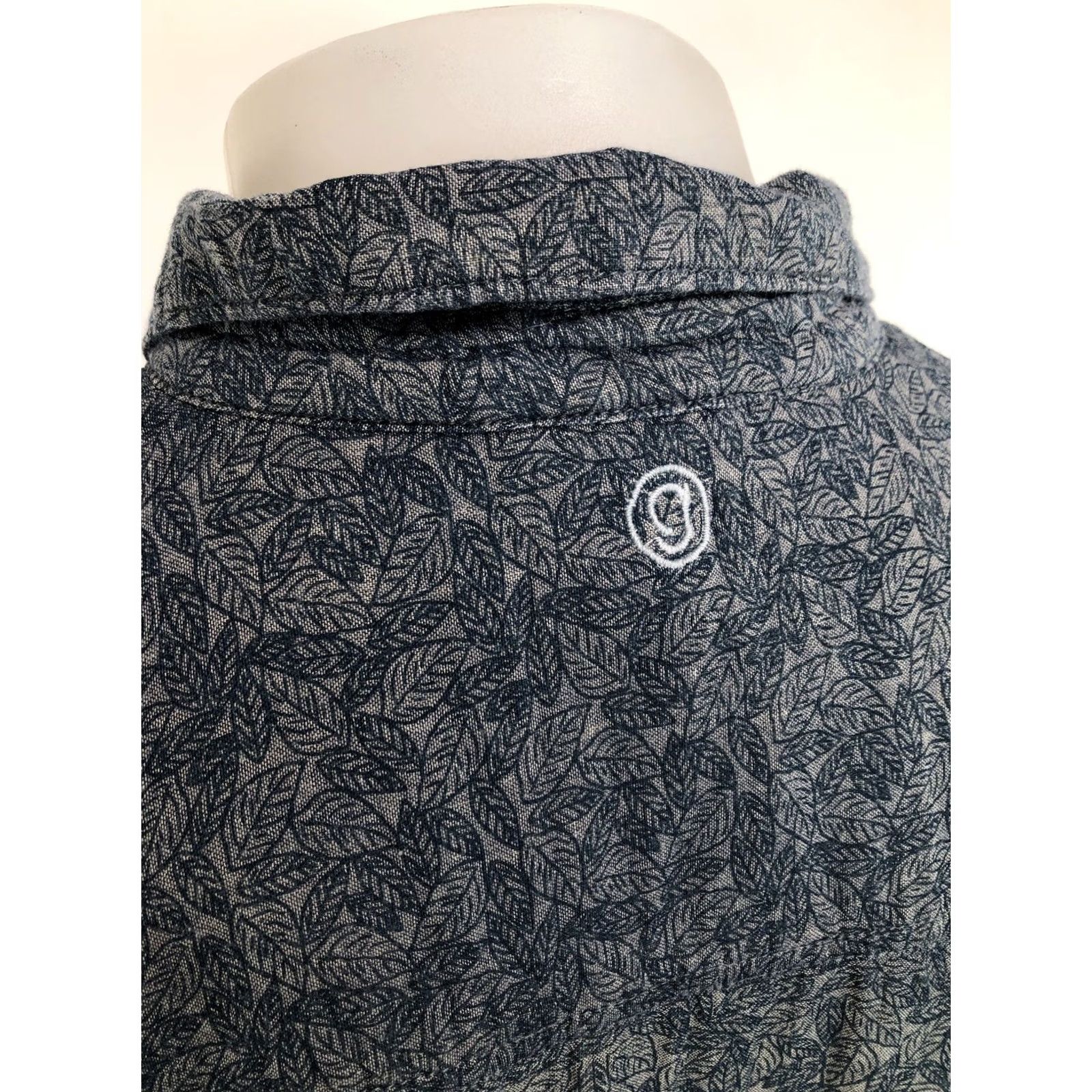 Gramicci GRAMICCI Floral Leaf Pattern Soft Cotton Mens Lg. Shirt Size US L / EU 52-54 / 3 - 5 Thumbnail