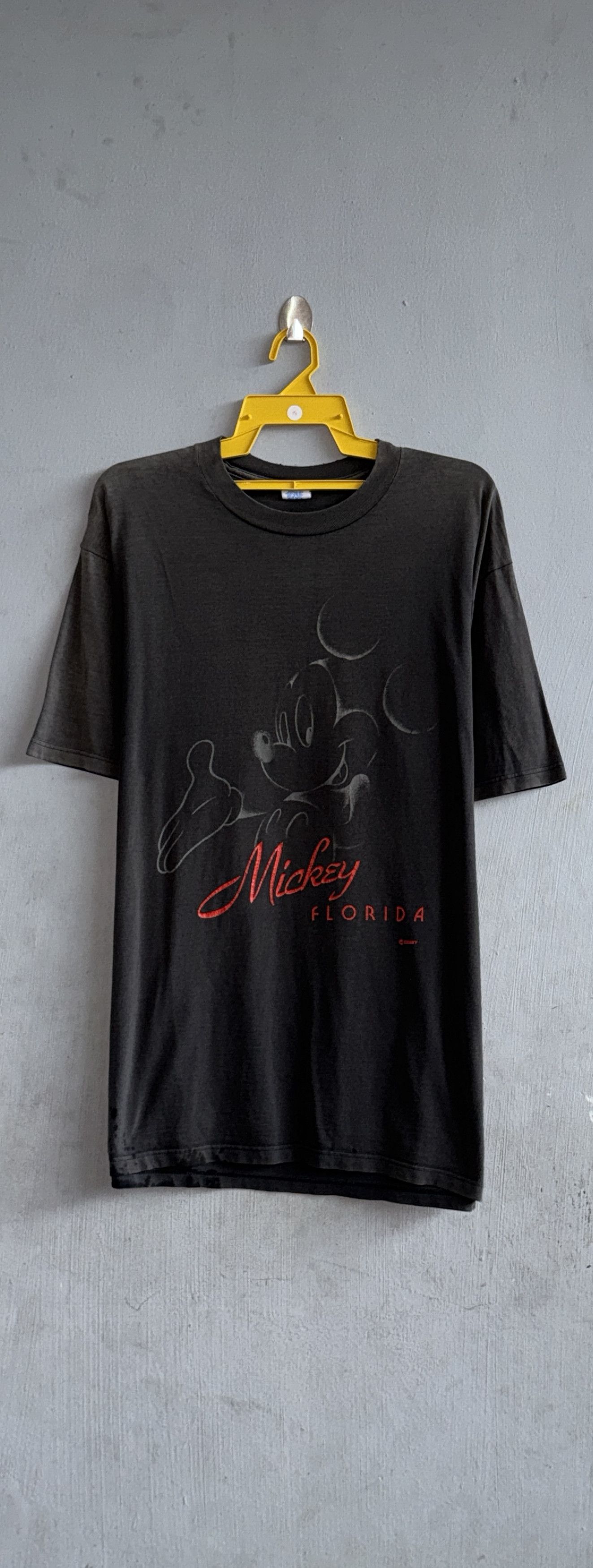 Velva Sheen Mickey Mouse Velva Sheen Vintage Shirt Size US XL / EU 56 / 4 - 1 Thumbnail