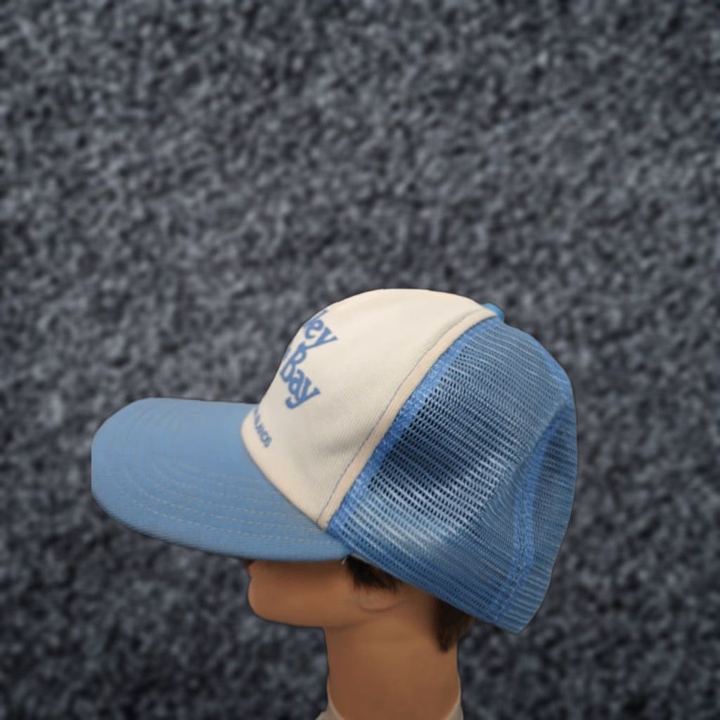 Oakley Vintage Trucker Hat Cap Nike? Size ONE SIZE - 1 Thumbnail