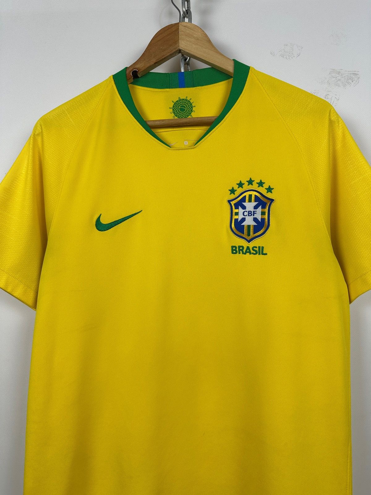 Nike 2018 Nike Brazil National Team Home Soccer Jersey Size US M / EU 48-50 / 2 - 1 Thumbnail