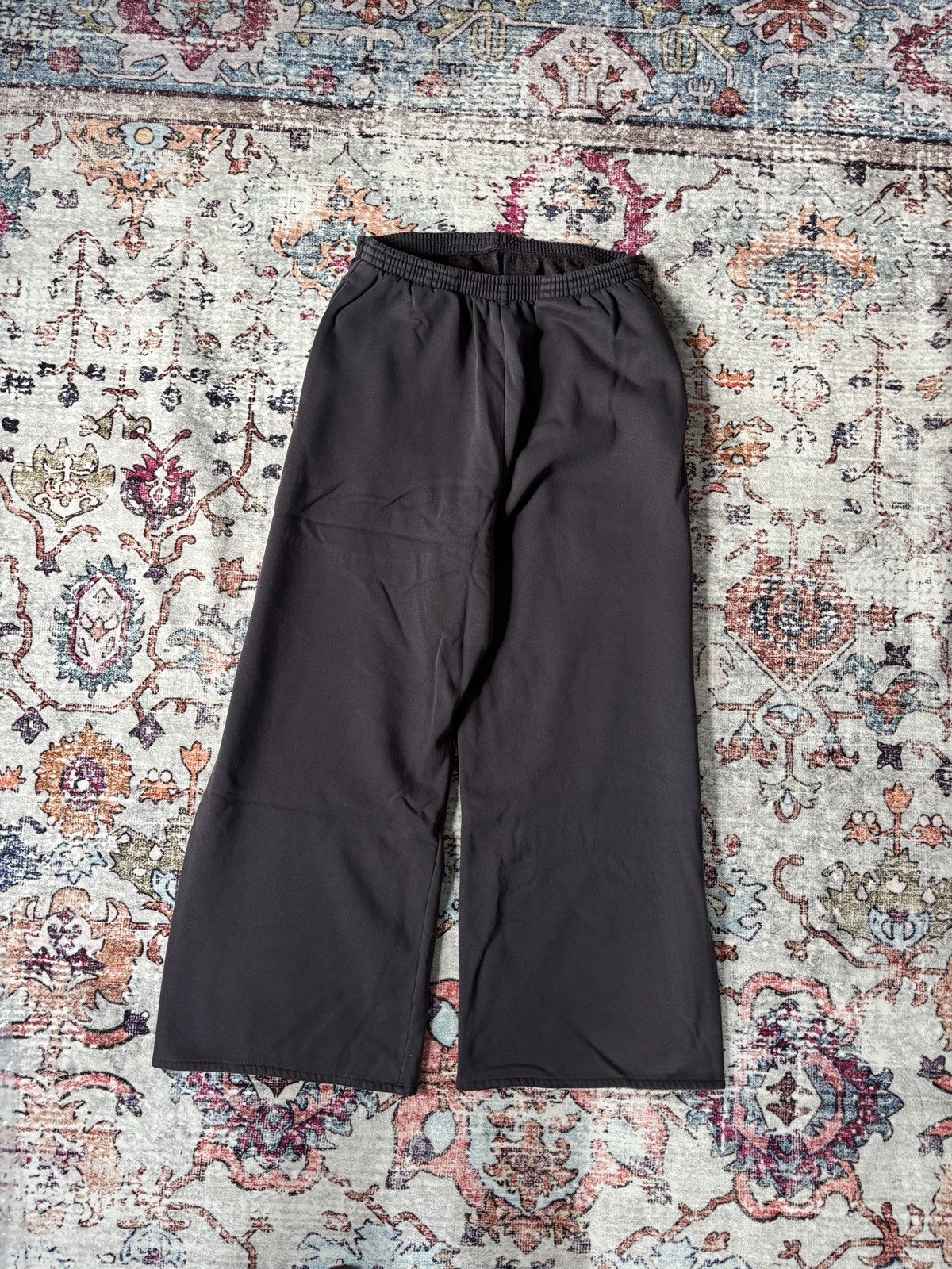 Balenciaga × Gap × Yeezy Yeezy x Gap Unreleased Wide Leg Sweatpants Size US 34 / EU 50 - 1 Thumbnail