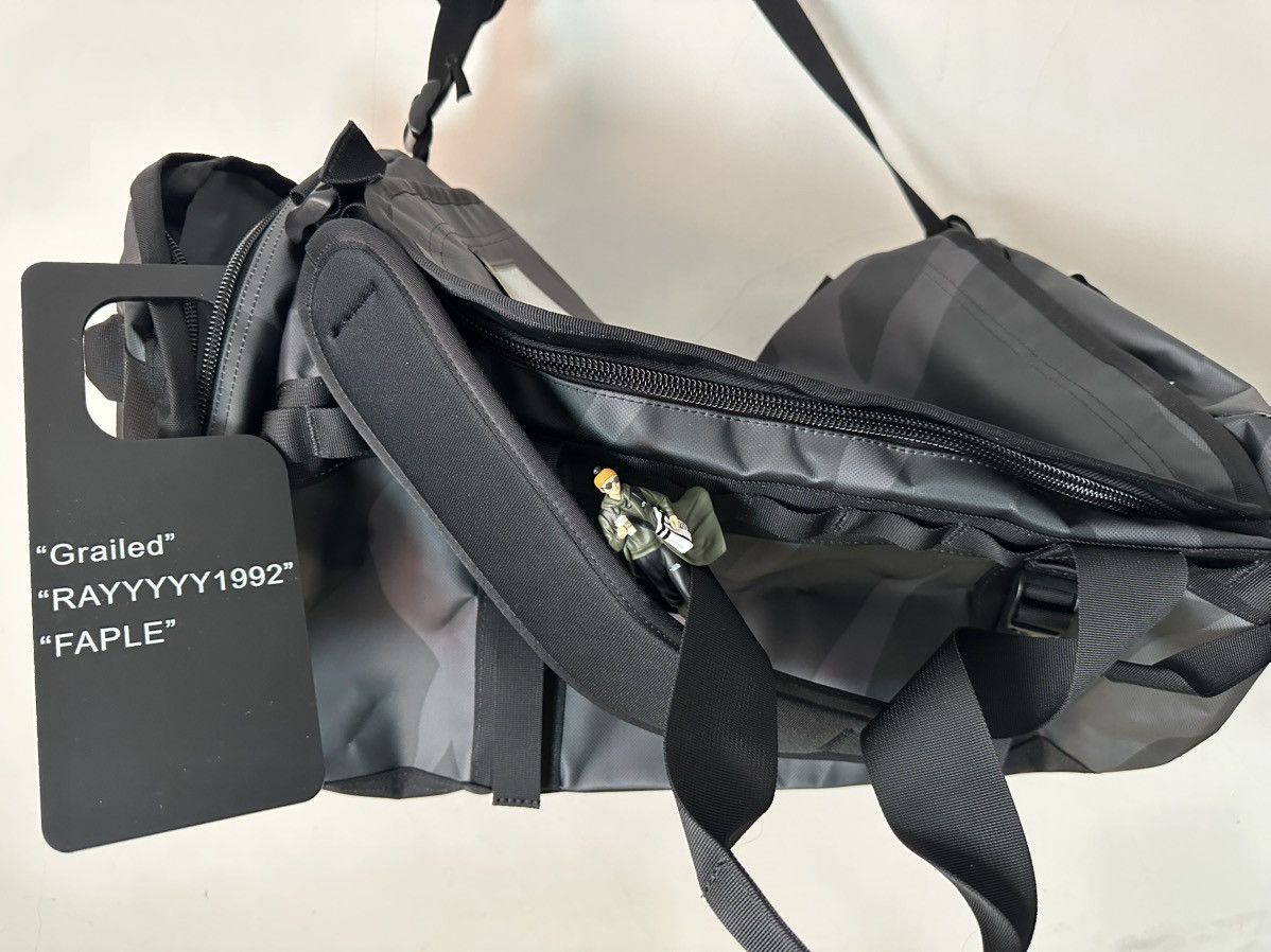 Kaws × The North Face Kaws x The North Face Basecamp Duffel Size ONE SIZE - 12 Thumbnail