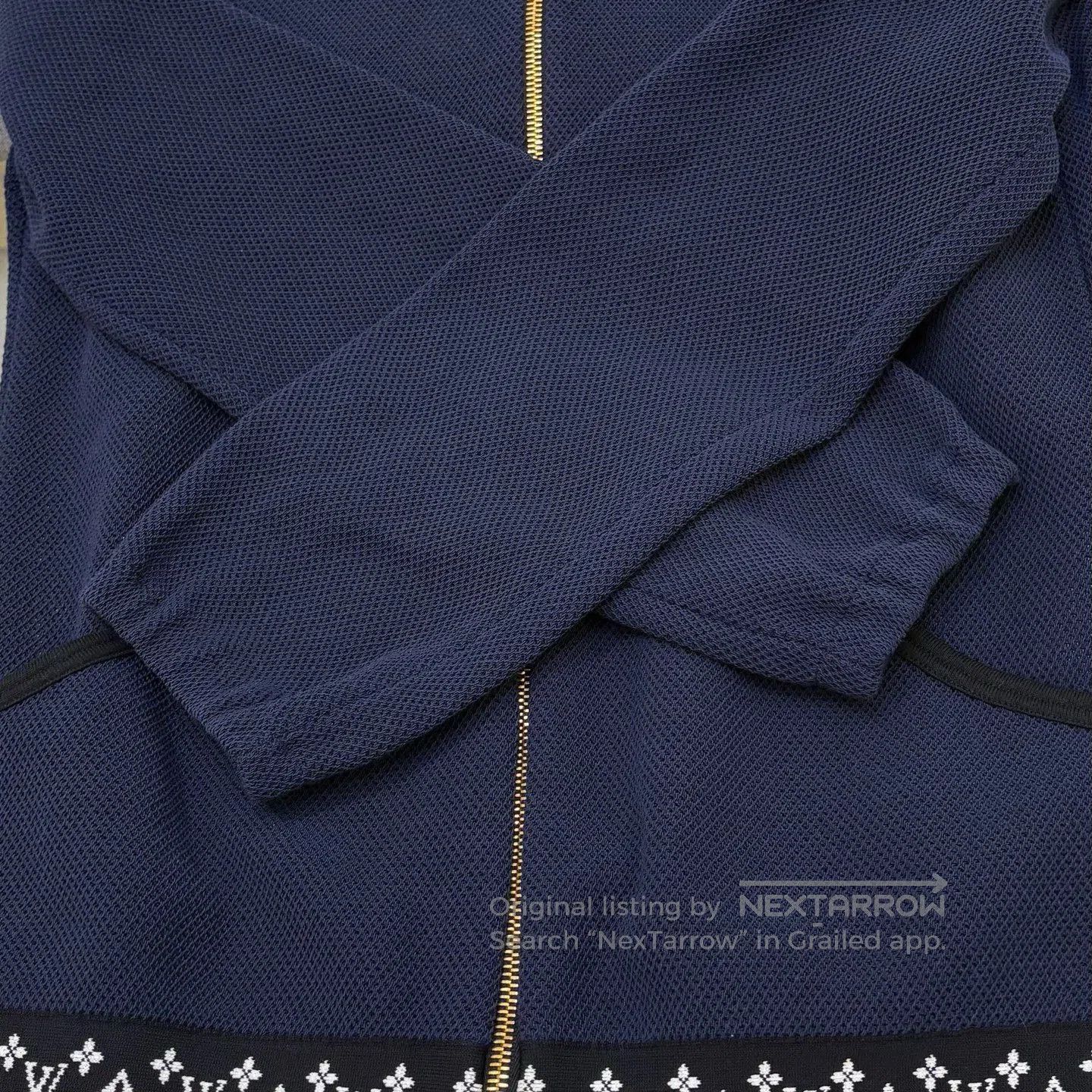 Louis Vuitton Louis Vuitton Logo Hooded Jacket Coat. Size US S / EU 44-46 / 1 - 6 Thumbnail