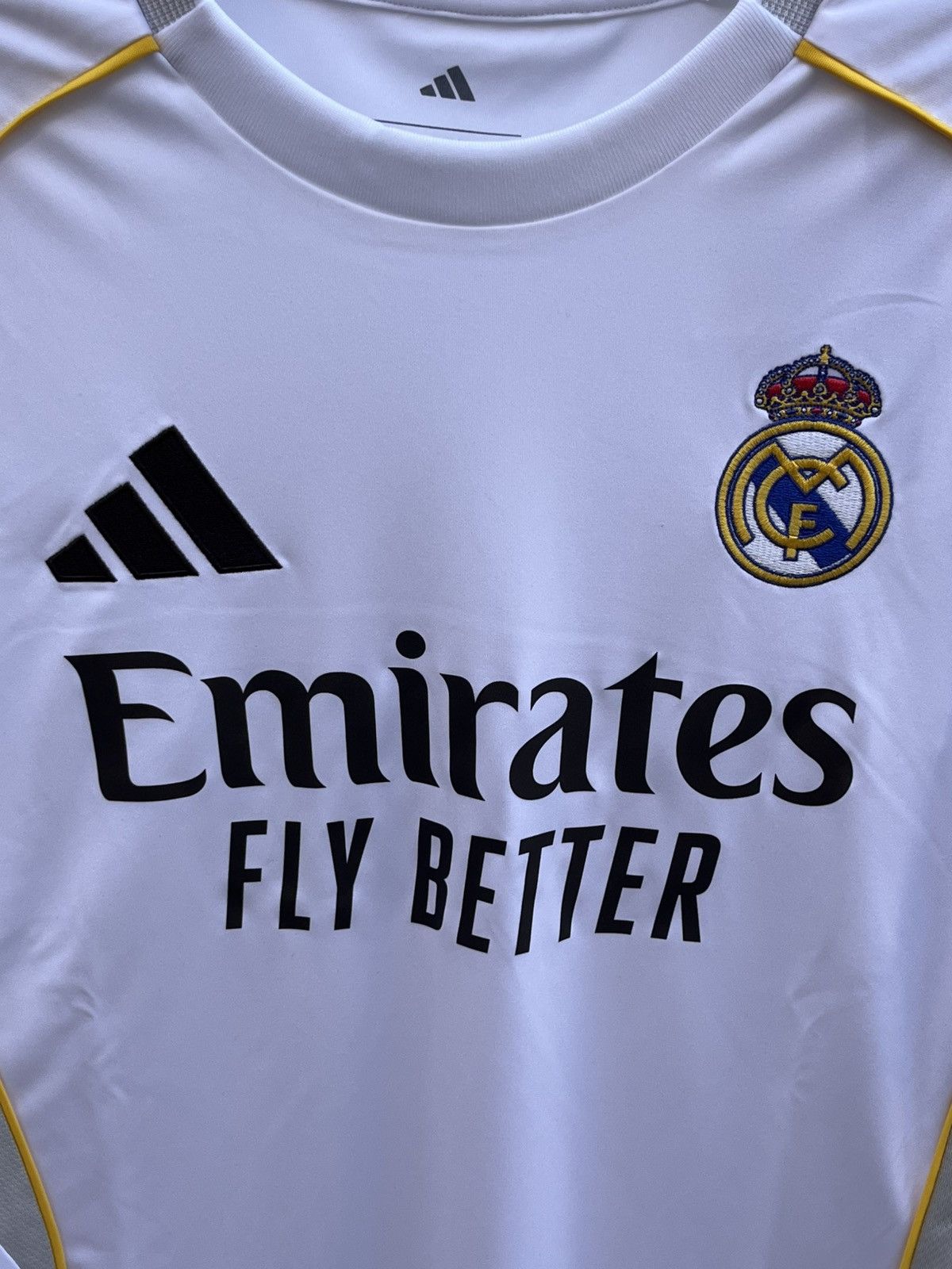 Adidas Adidas x Real Madrid 25/26 Home Jersey (JN8884) Men’s Size M Size US M / EU 48-50 / 2 - 5 Thumbnail