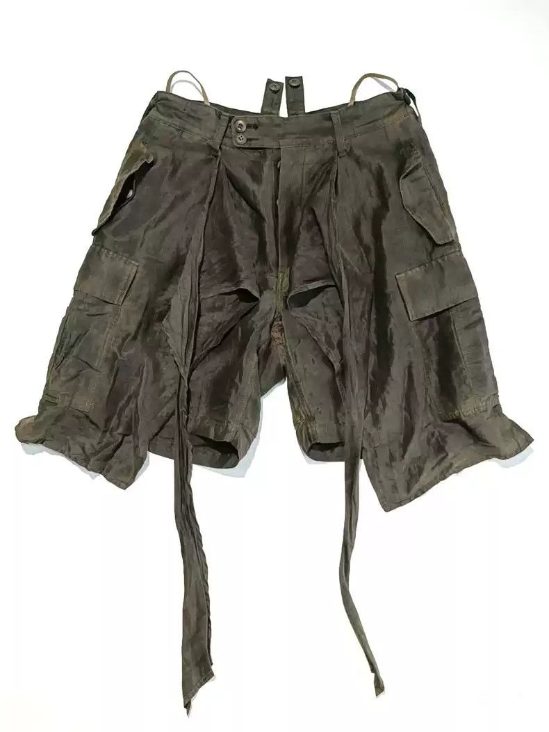 Maison MIHARA YASUHIRO Mihara yasuhiroMilitary multi-pocket shorts Size US 32 / EU 48 - 1 Thumbnail