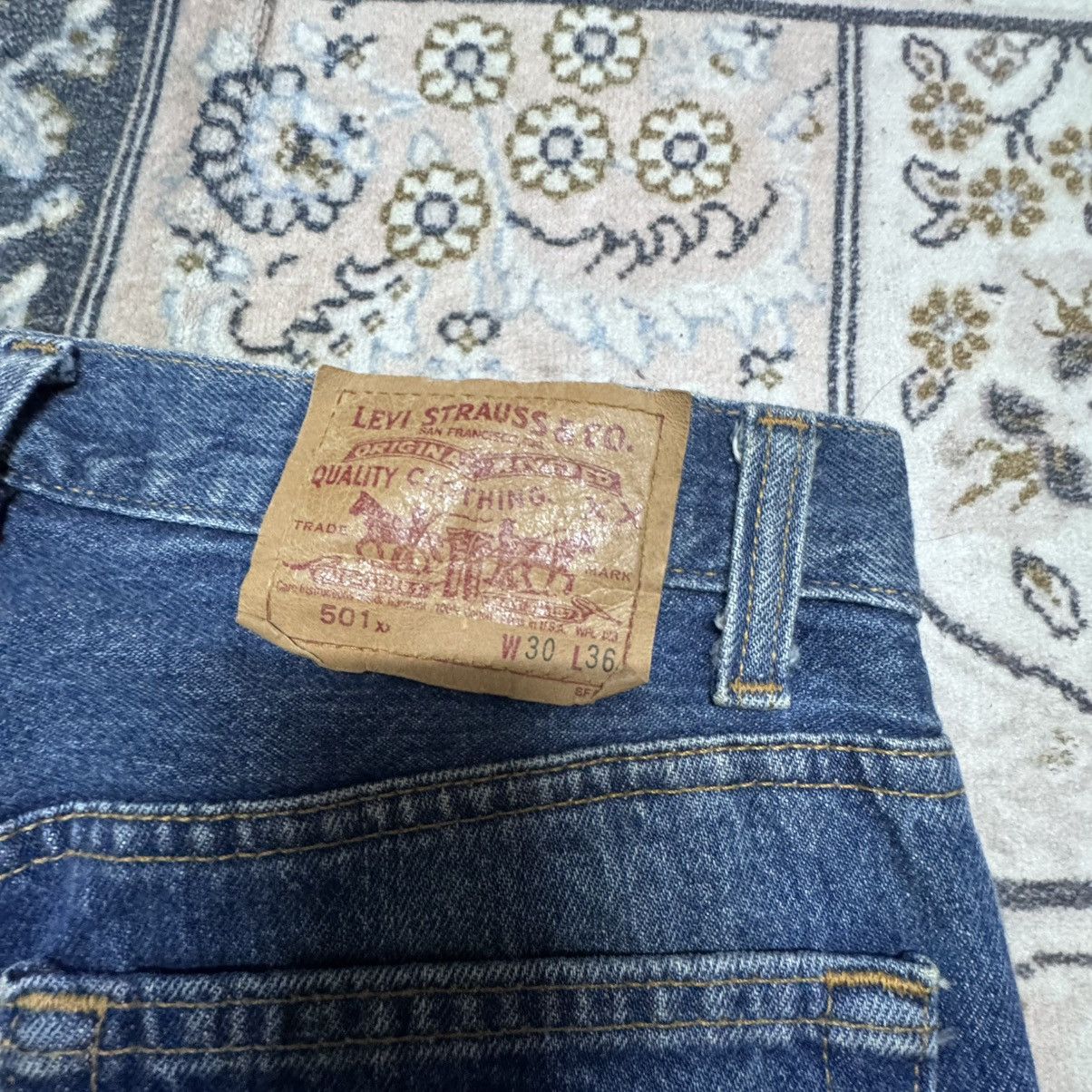 Levi's Vintage 90s Levis 501xx Dark Blue Denim Jeans Size US 29 - 14 Thumbnail