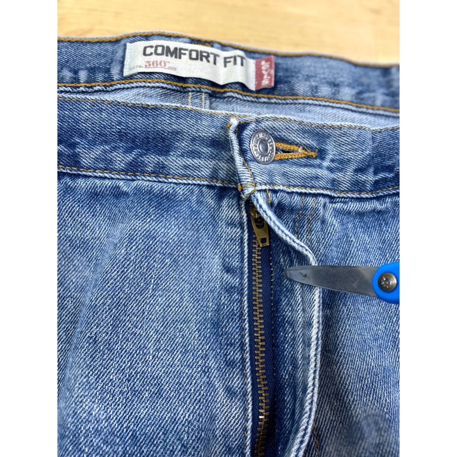 Levi's Levi's 560 Denim Jeans Mens 42x30 Blue Comfort Fit Straight Casual Reg Regular 29in Pockets 10241 Size US 42 / EU 58 - 3 Thumbnail