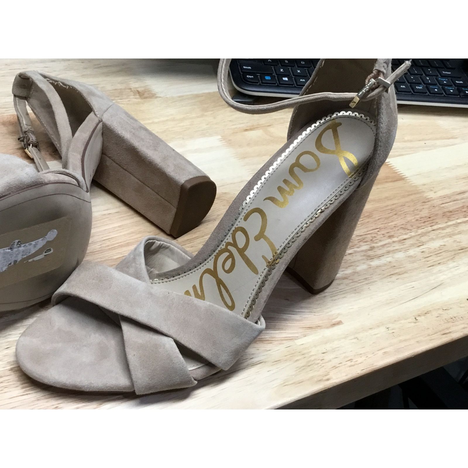 Sam Edelman Sam Edelman Yancy Beige Suede Women's Platform Sandals 10 Size US 10 / IT 40 - 7 Thumbnail