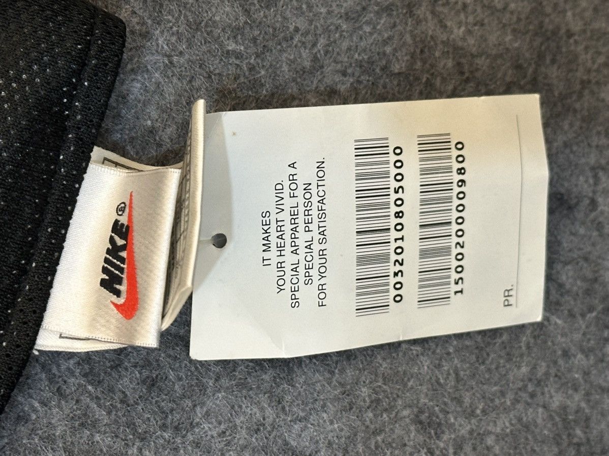 Nike Nike reversible silver and black tank top. Size US XL / EU 56 / 4 - 15 Thumbnail
