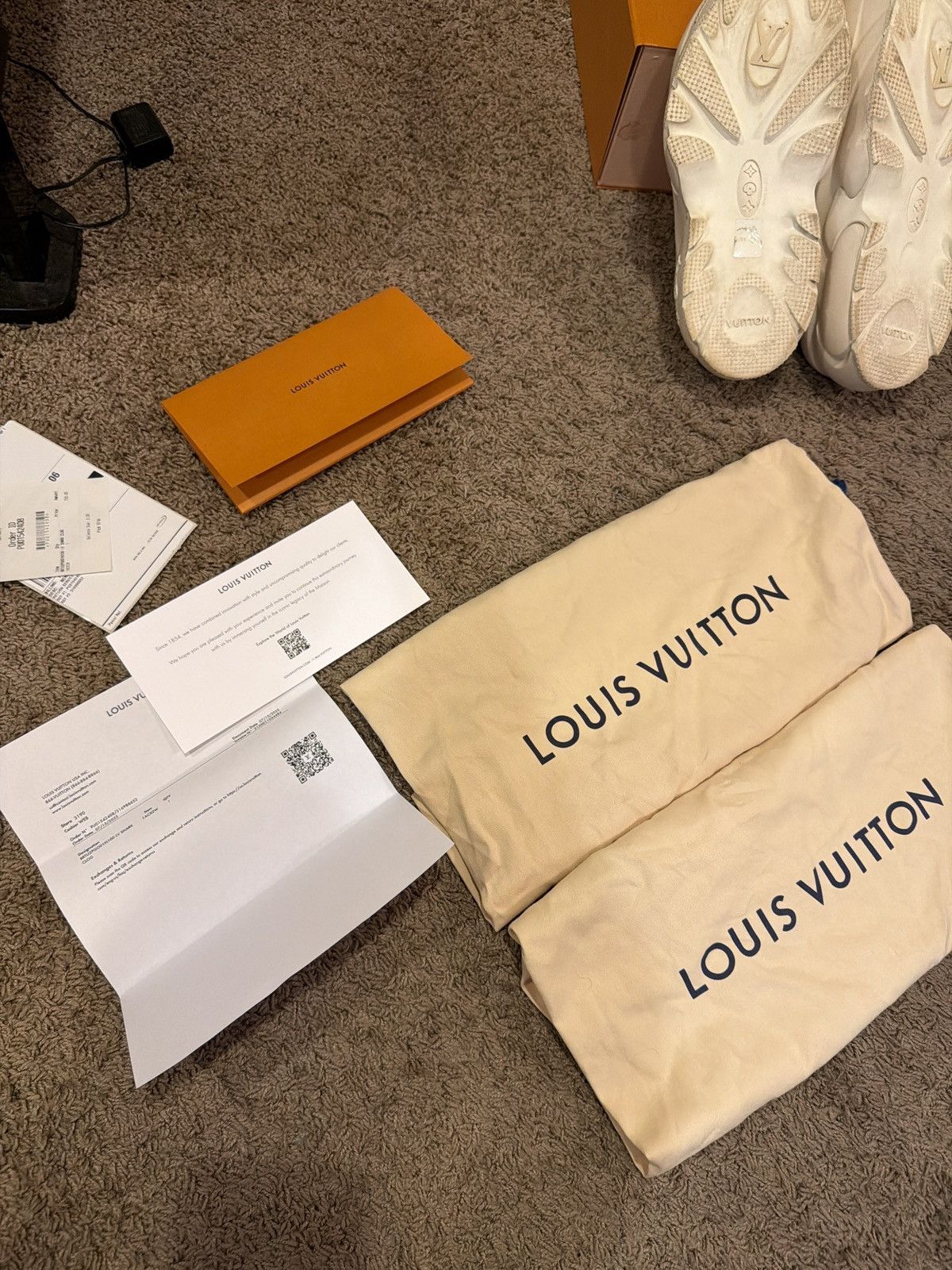 Louis Vuitton Louis Vuitton Shark Clog Size US 10 / EU 43 - 12 Thumbnail