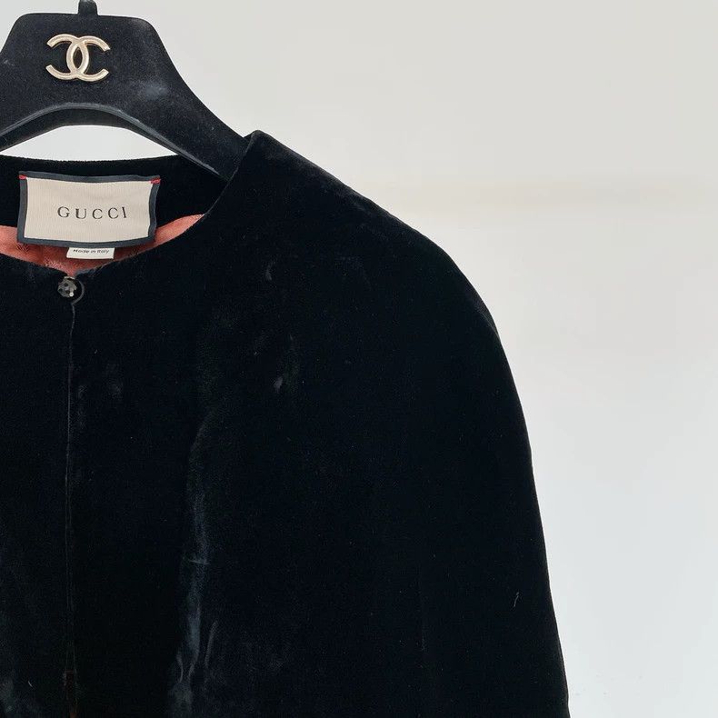 Gucci Gucci Black velvet cloak coat Size S / US 4 / IT 40 - 3 Thumbnail