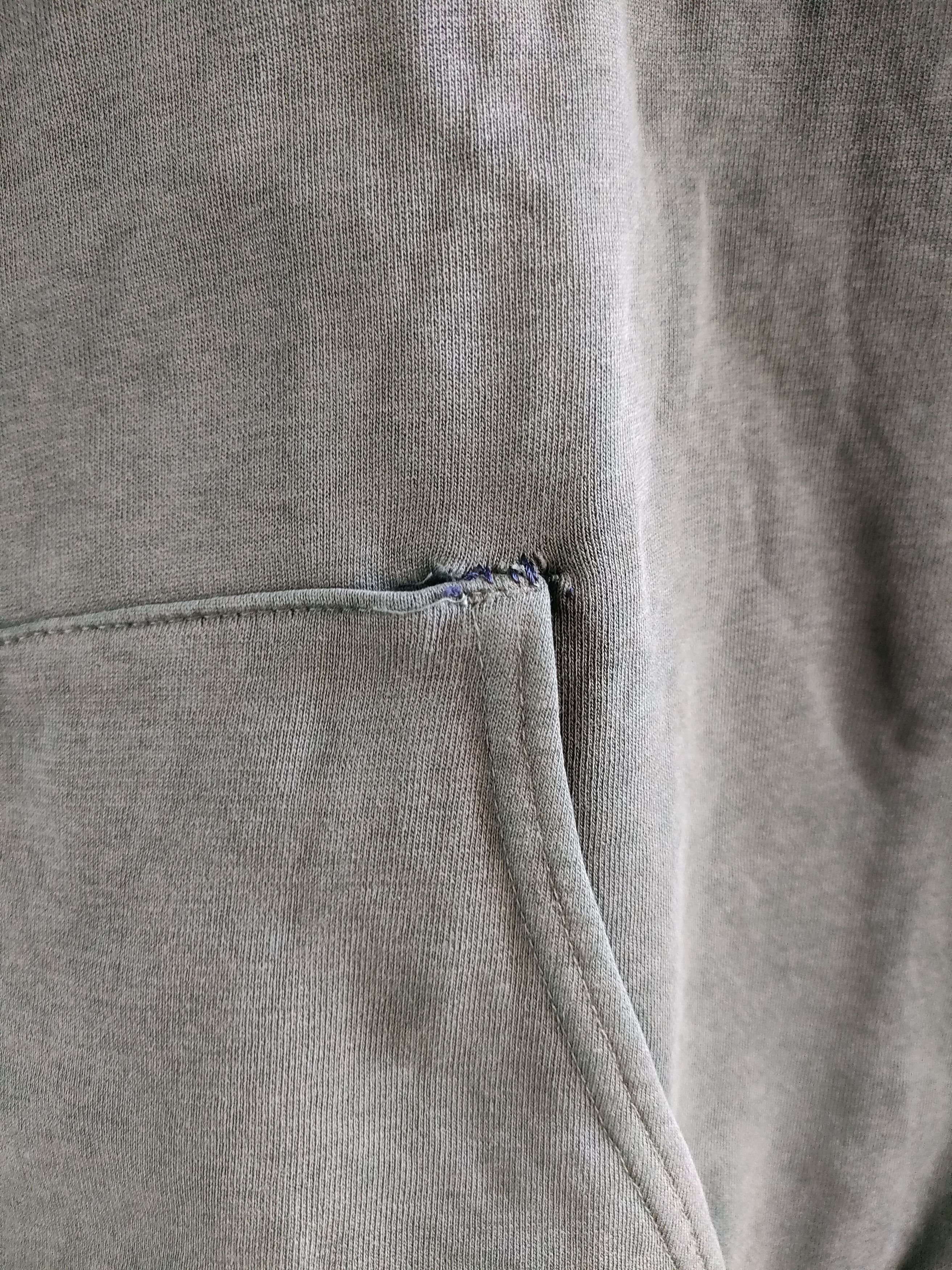Quiksilver × Vintage Vintage Distressed Quicksilver Hoodie Size US L / EU 52-54 / 3 - 9 Thumbnail