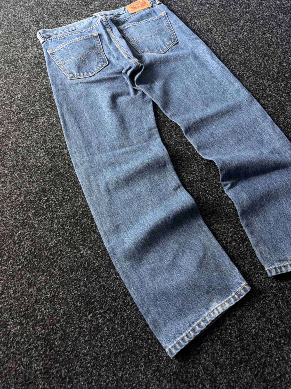 Levi's × Vintage Vintage 00s 505 Levi’s Zip Fly Denim Jeans Size US 34 / EU 50 - 9 Thumbnail
