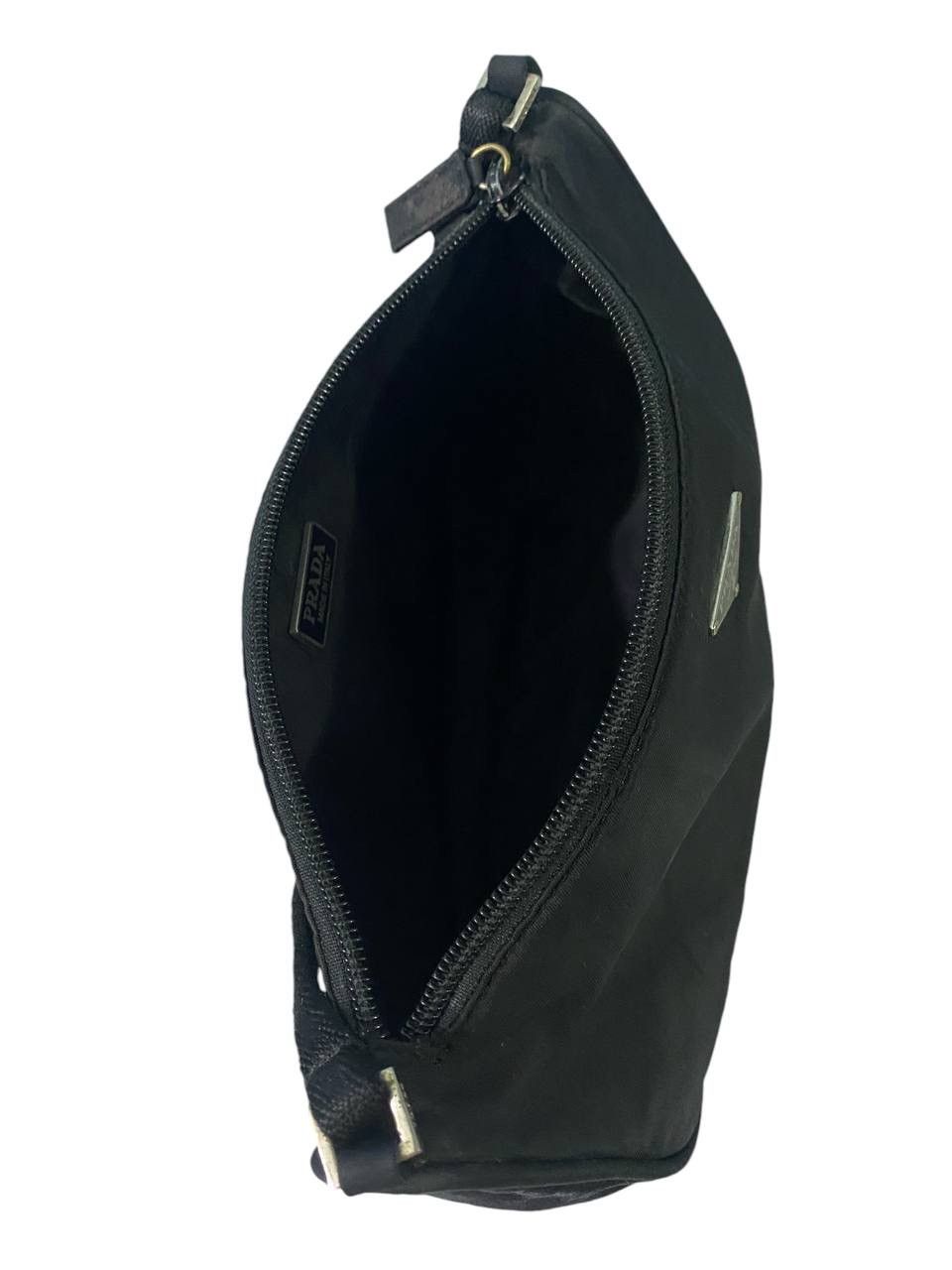 Designer × Vintage Vintage Prada Hand Bag Nice Design Size ONE SIZE - 9 Thumbnail