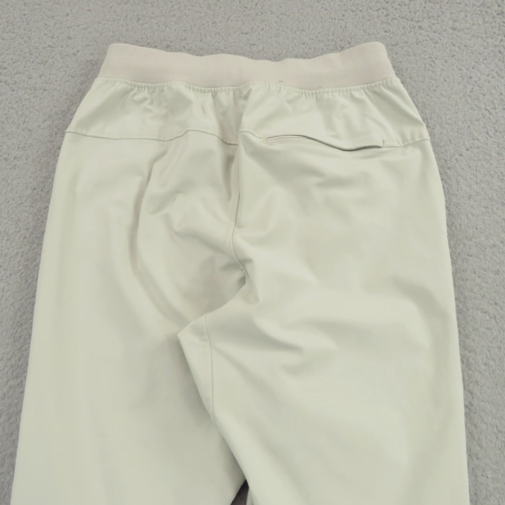 Lululemon Lululemon Joggers Mens XS Silverstone ABC Athleisure Stretch Tapered Khaki 28x32 Concert? No, ignore. Size US 28 / EU 44 - 4 Thumbnail