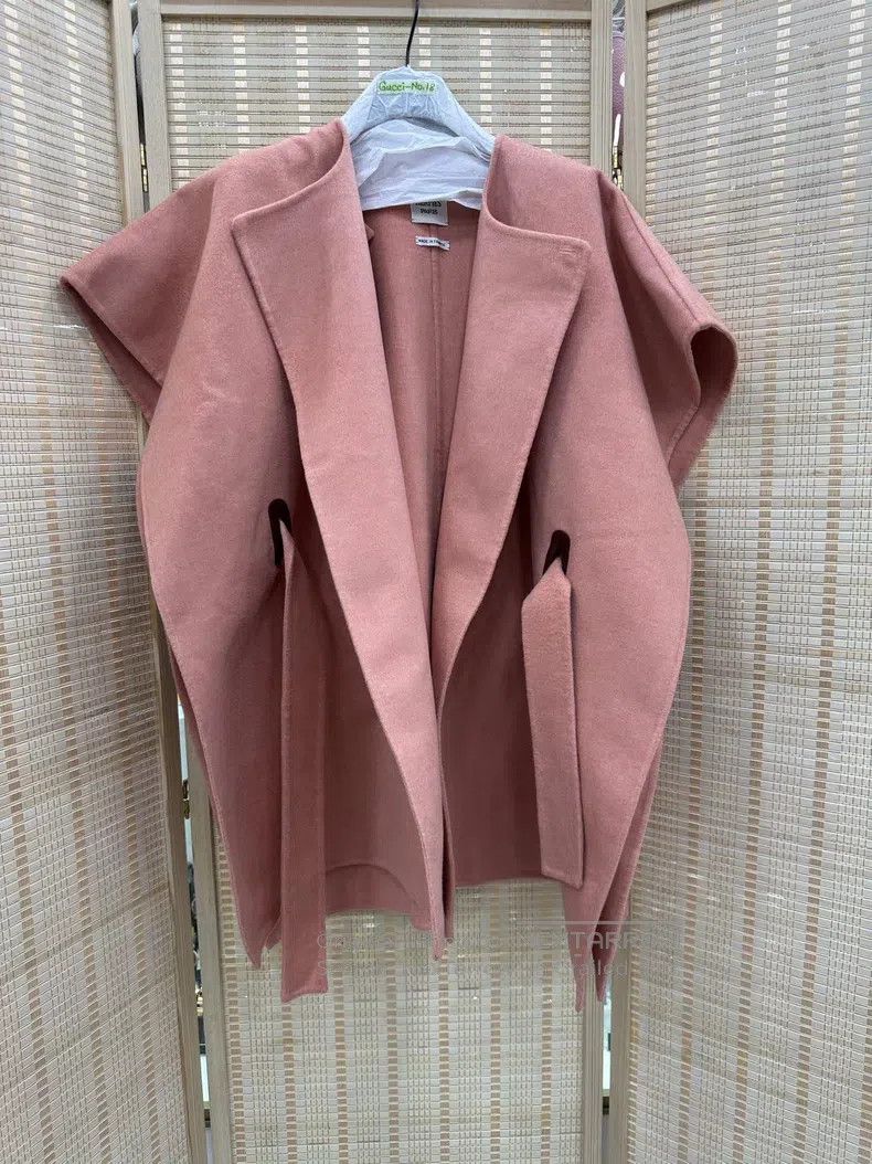 Hermes Hermes Pink Cashmere Cloak Jacket Size XXS / US 00 / IT 34 - 1 Thumbnail