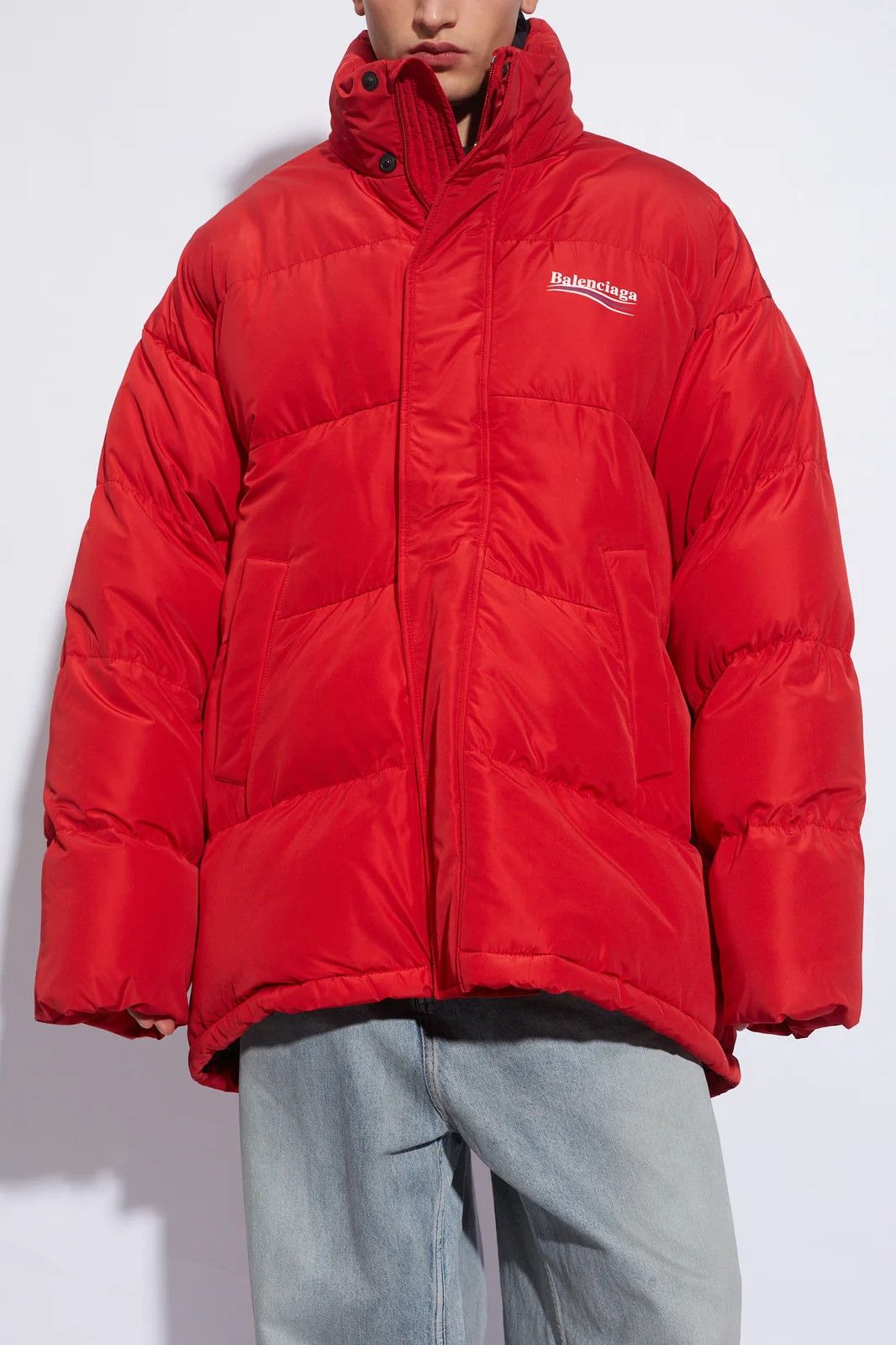 Balenciaga o1w1db10425 Cocoon Puffer Jacket in Bright Red Size US S / EU 44-46 / 1 - 2 Thumbnail