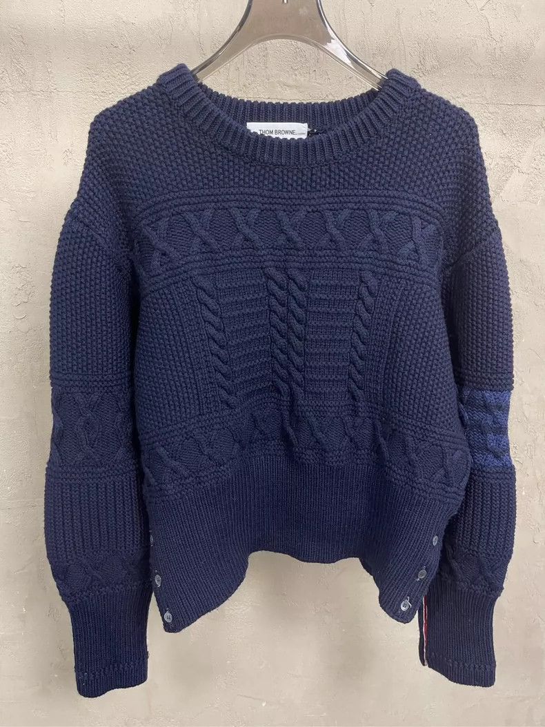Thom Browne Thom Browne size4 Blue and green jacquard round collar wool Size US XL / EU 56 / 4 - 3 Thumbnail
