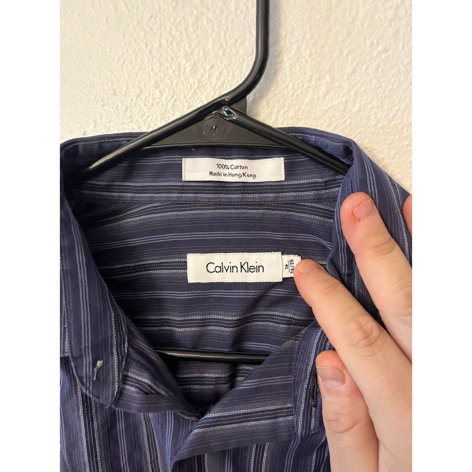 Vintage Vintage Calvin Klein CK Long Sleeve Button-Down Shirt Men’s Size 16 Blue Striped Business Casual Size US L / EU 52-54 / 3 - 3 Thumbnail