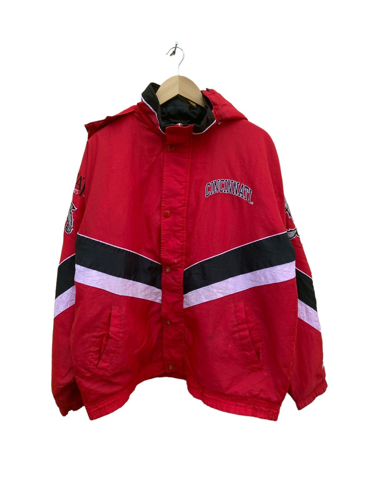 NCAA Vintage starter Cincinnati bearcats football ncaa jacket Size US L / EU 52-54 / 3 - 5 Thumbnail
