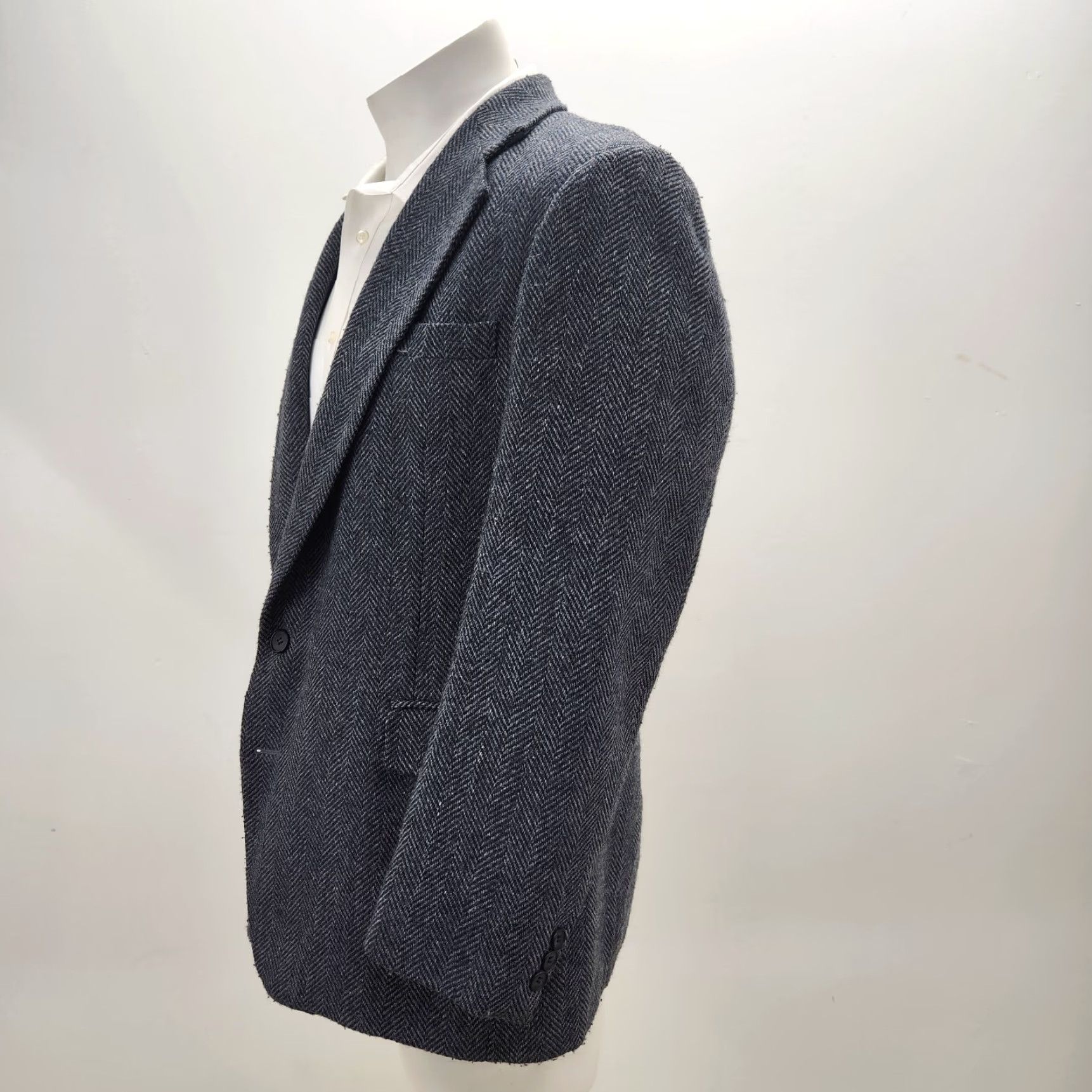 Vintage VINTAGE Hagger Blazer Men 44 Wool Blue Gray Herringbone Tweed 80s 90s Preppy Suit Jacket Size 44R - 3 Thumbnail
