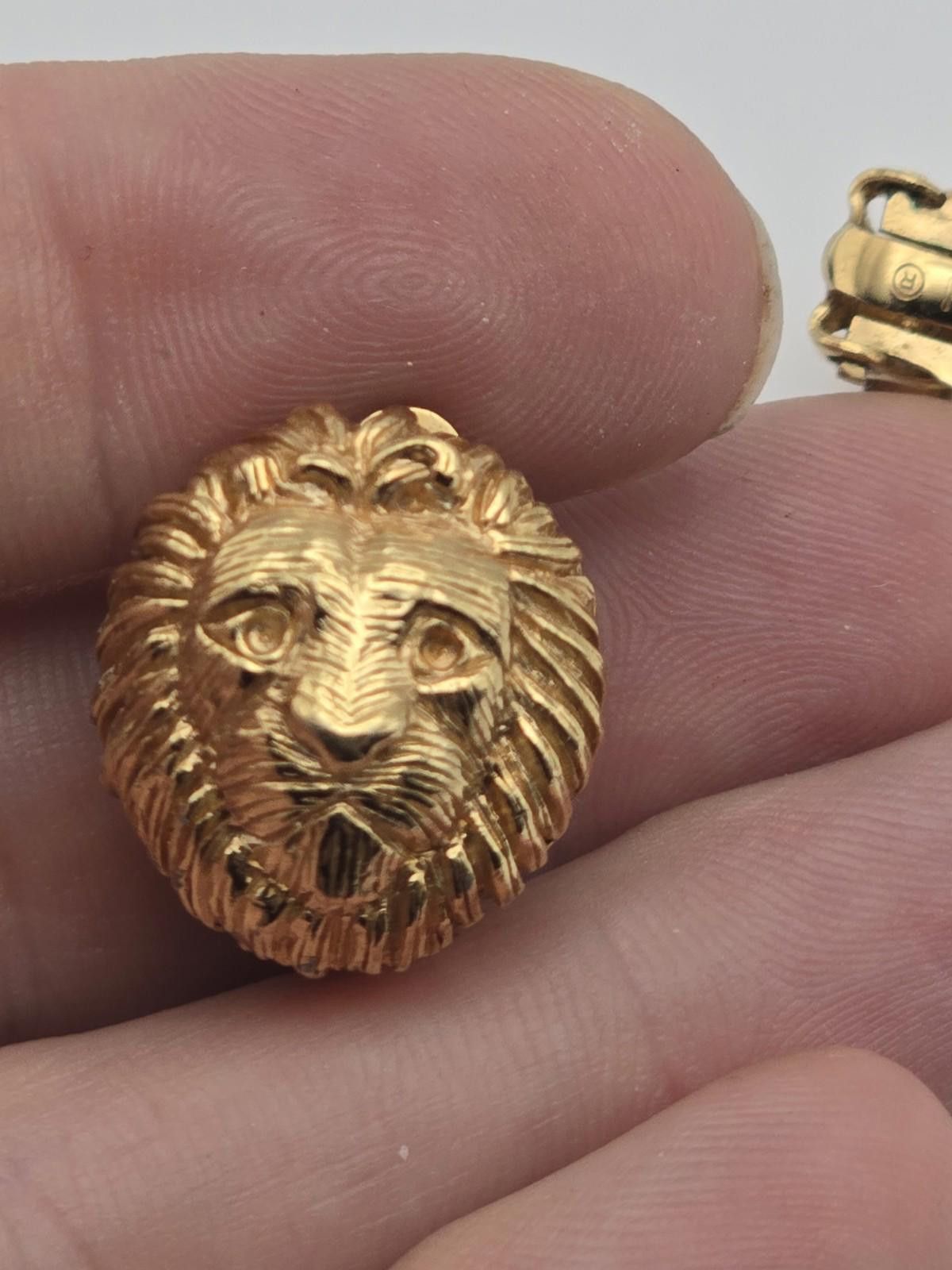 The Cinegogue Vintage Ciner David Hill Lion Clip-On Earrings Gold Tone Size ONE SIZE - 4 Thumbnail