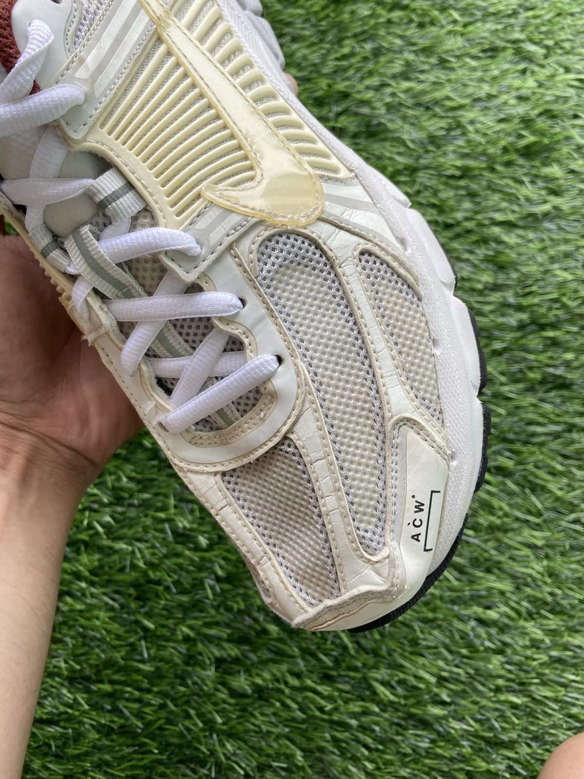 A-COLD-WALL* × Nike Nike Zoom Vomero 5 A Cold Wall Sail Size US 9 / EU 42 - 9 Thumbnail