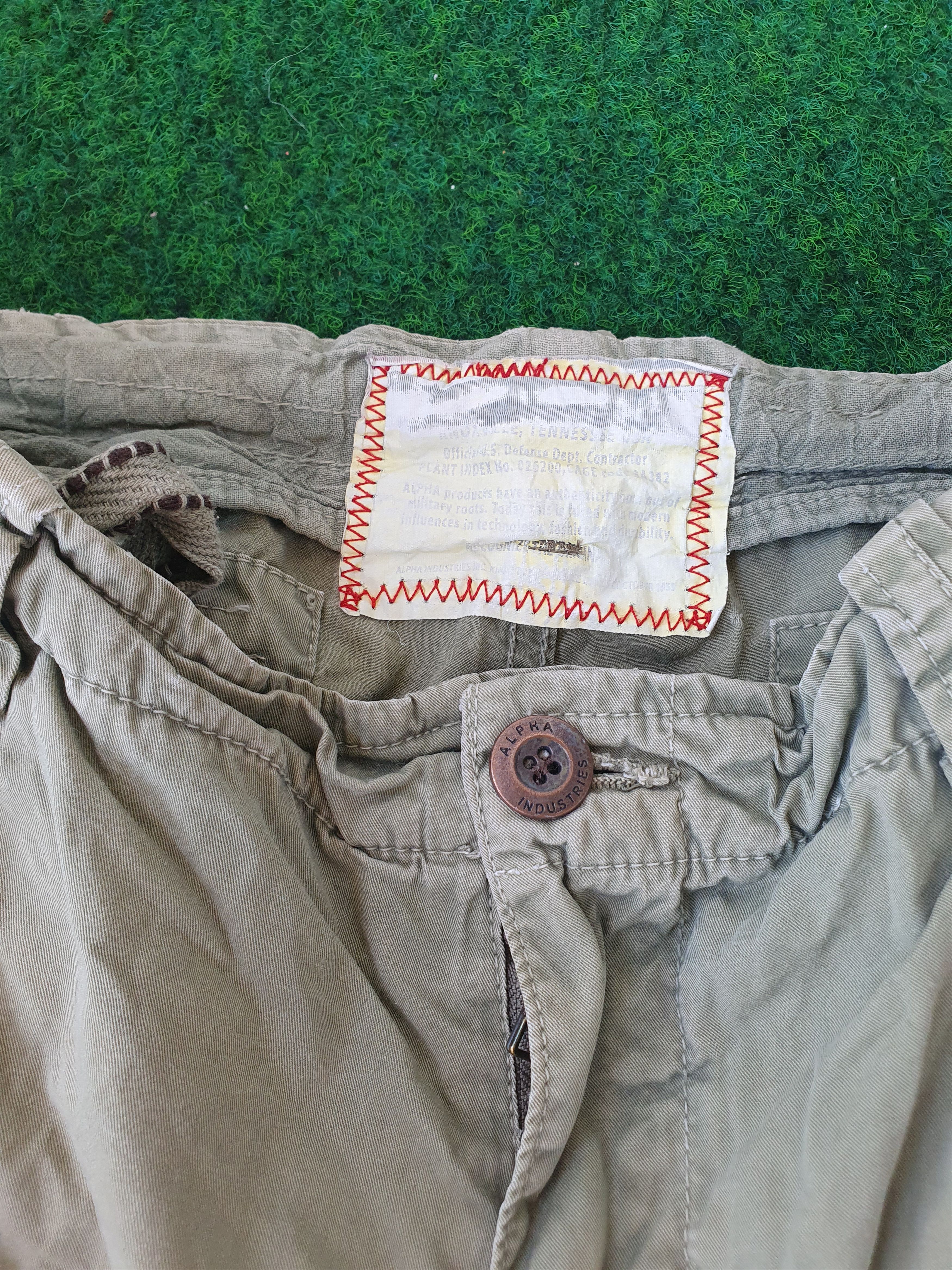 Alpha Industries Alpha Industries Multipocket Military Cargo Shorts sz 34 Size US 34 / EU 50 - 10 Thumbnail