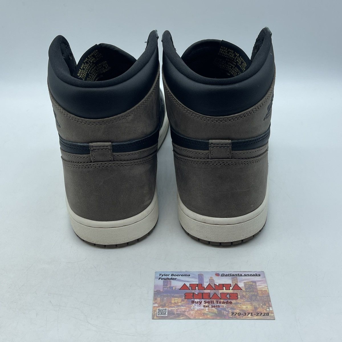Nike Air Jordan 1 high palomino Size US 10.5 / EU 43-44 - 3 Thumbnail