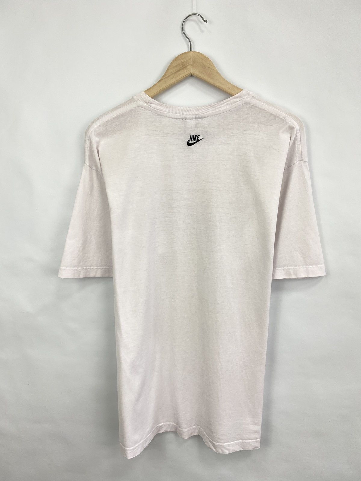 Nike Vintage 90s Nike swoosh retro t-shirt hype Size US XL / EU 56 / 4 - 6 Thumbnail