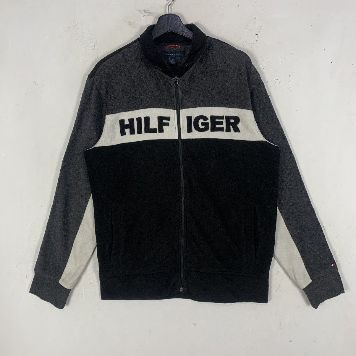 Tommy Hilfiger Vintage Tommy Hilfiger Outdoor Streetwear Fleece Jacket Size US M / EU 48-50 / 2 - 2 Thumbnail