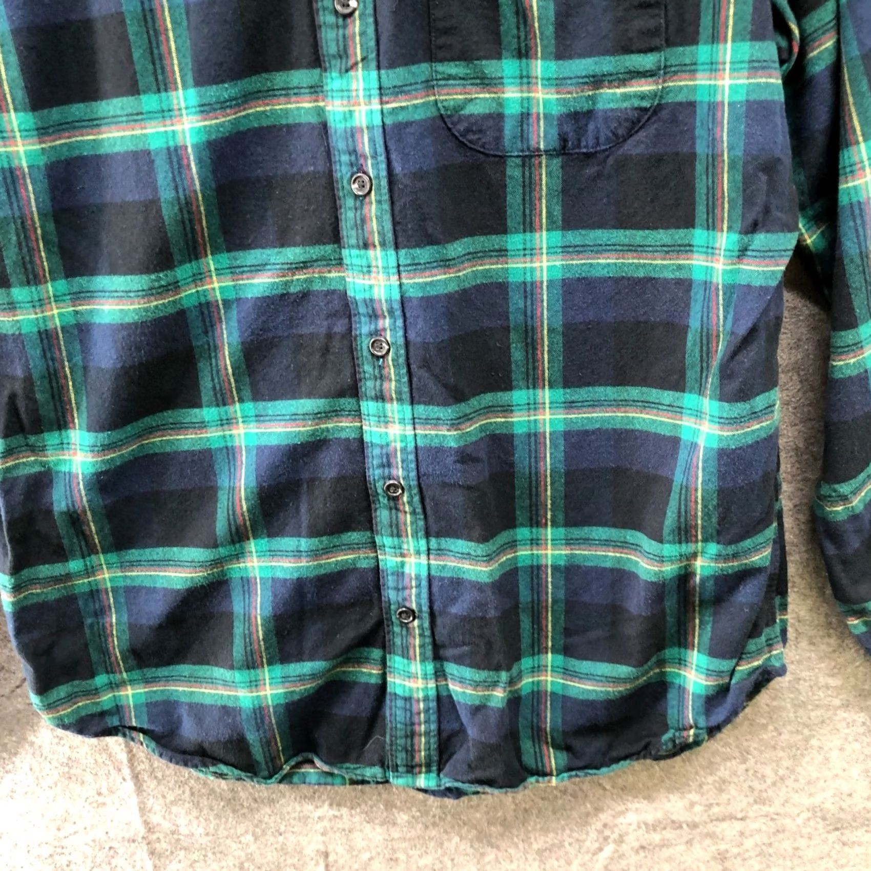 Gap Gap Flannel Shirt Mens M Holiday Plaid Tartan Green Navy Cotton Sleeve Long Button-Up Collared Size US M / EU 48-50 / 2 - 4 Thumbnail