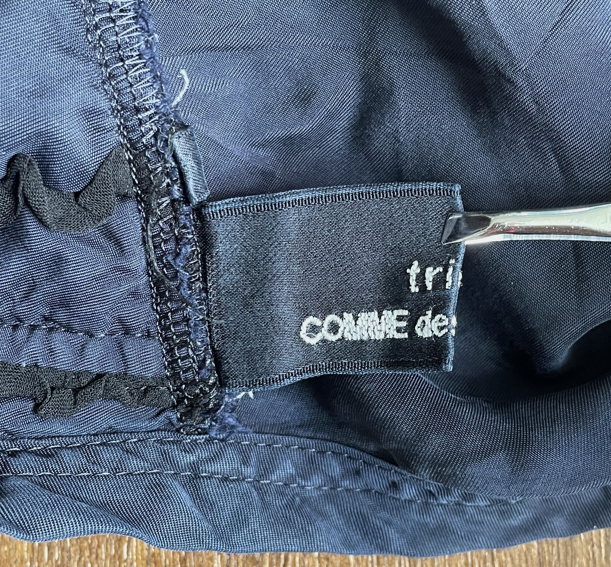Comme des Garcons COMME des GARCONS Detailed Embroidery Top Size S / US 4 / IT 40 - 4 Thumbnail