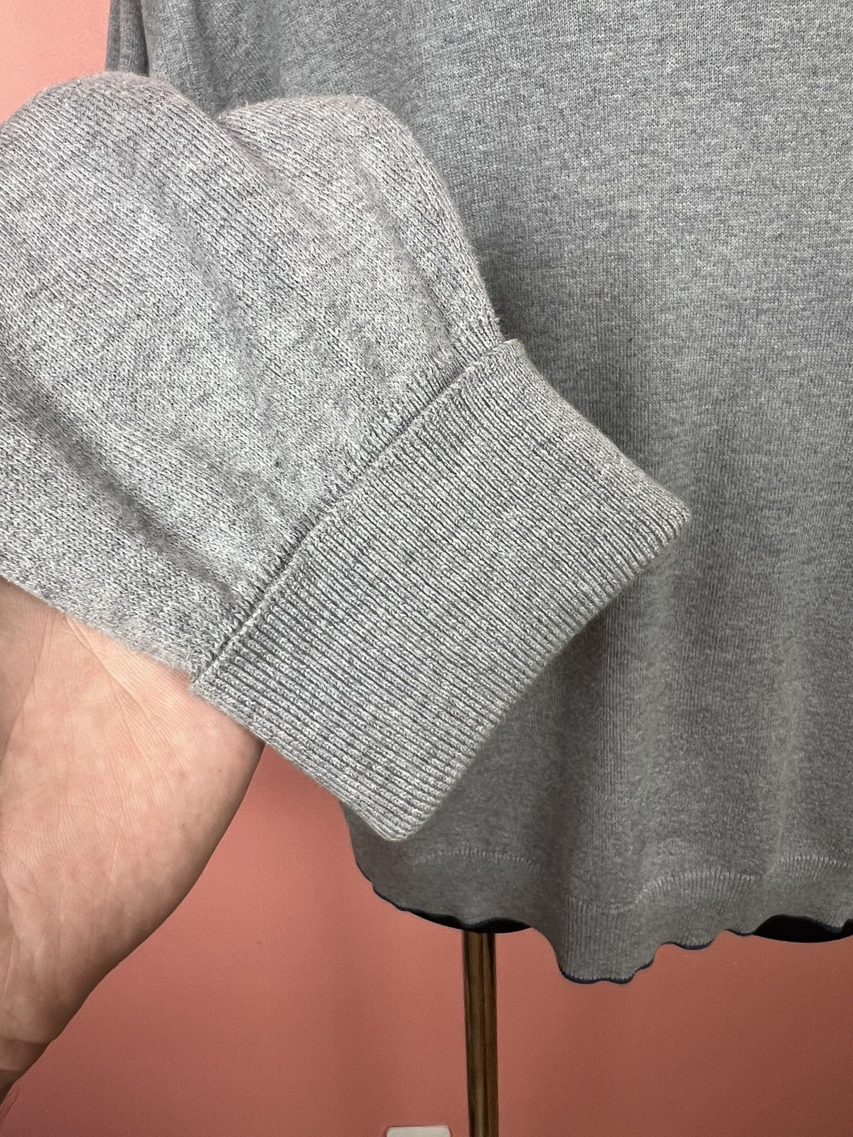 John Smedley John Smedley v neck sweatshirt England luxury Size US XL / EU 56 / 4 - 2 Thumbnail
