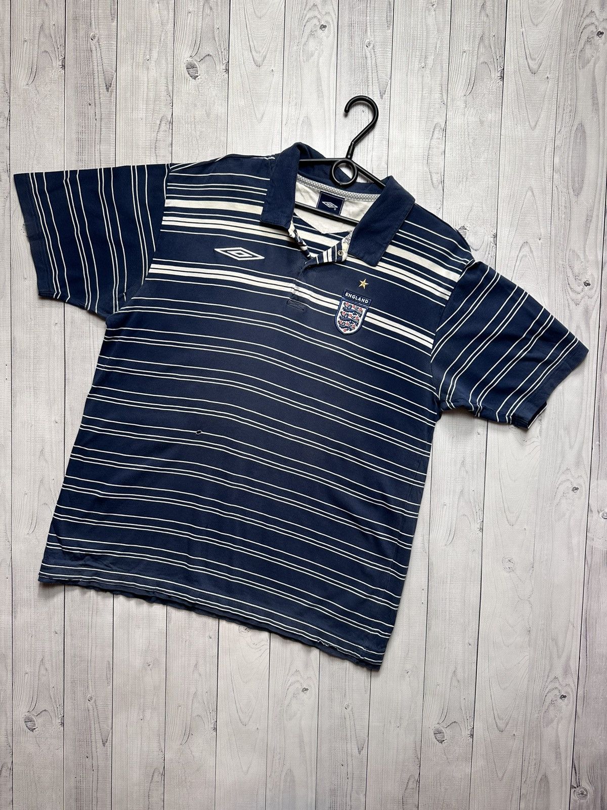 Umbro × Vintage Vintage Umbro England soccer polo striped size XL Size US XL / EU 56 / 4 - 1 Thumbnail
