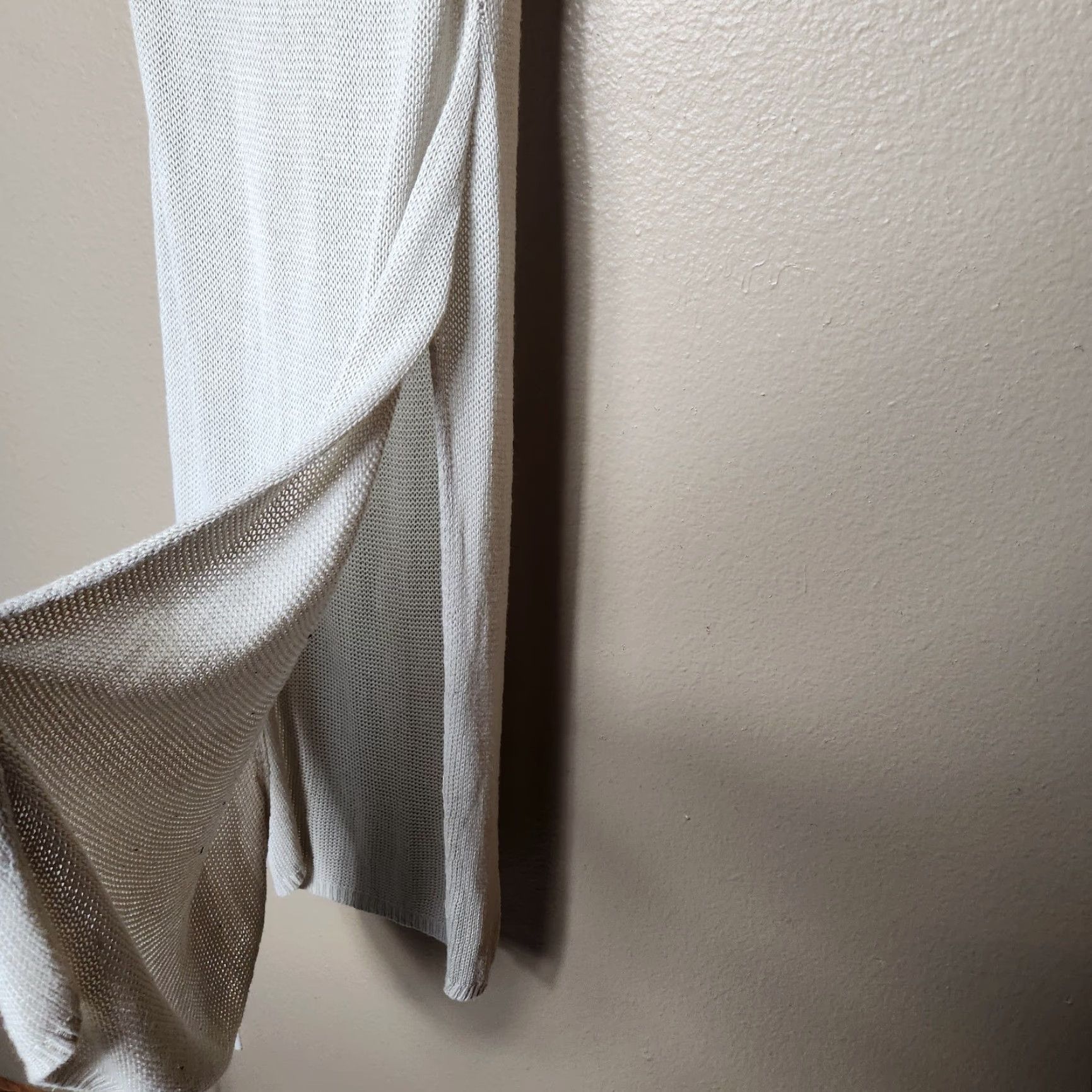 Vintage Womens |S| Beige Lightweight Open Knit Side Slit Knee Length Tank Cover-Up Shirt Size ONE SIZE - 4 Thumbnail