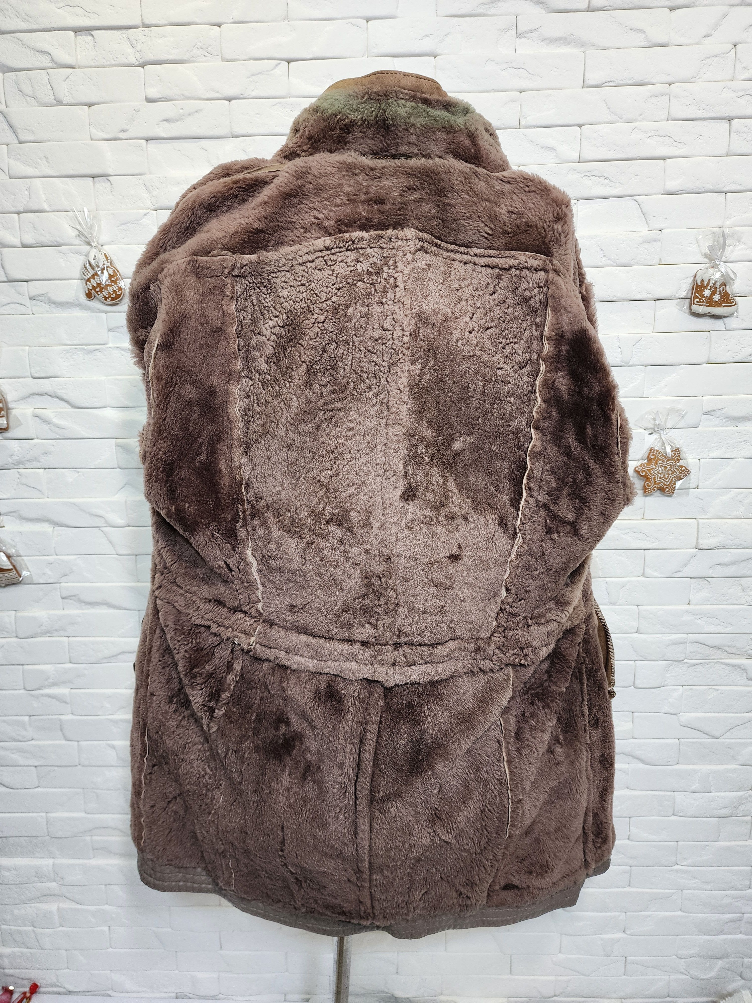 Furla Men's Brown Sheepskin Coat: Genuine Fur, Button Front Size US L / EU 52-54 / 3 - 8 Thumbnail