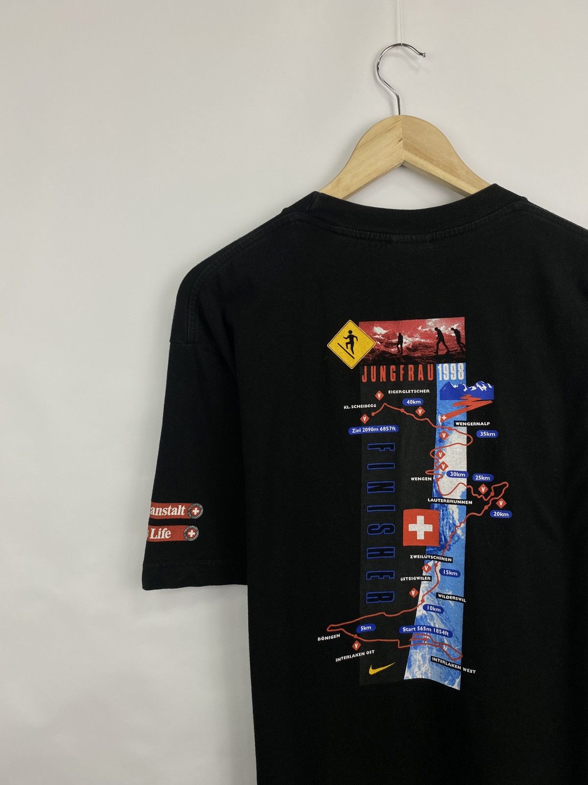 Nike 🇨🇭Vintage 1998 Nike Jungfrau Marathon T-shirt Rare Retro Hype Size US M / EU 48-50 / 2 - 10 Thumbnail