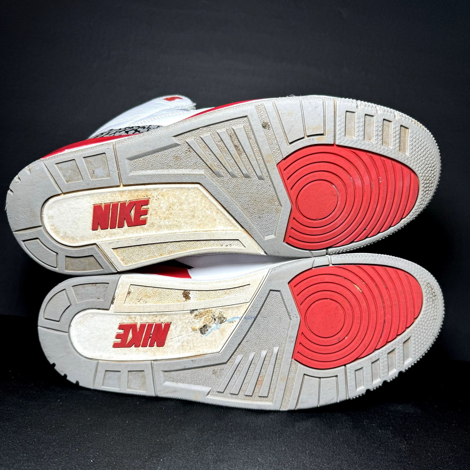 Jordan Brand × Nike Size 11 - Nike Air Jordan 3 Retro Fire Red 2022 Men's Shoes Size US 11 / EU 44 - 8 Thumbnail