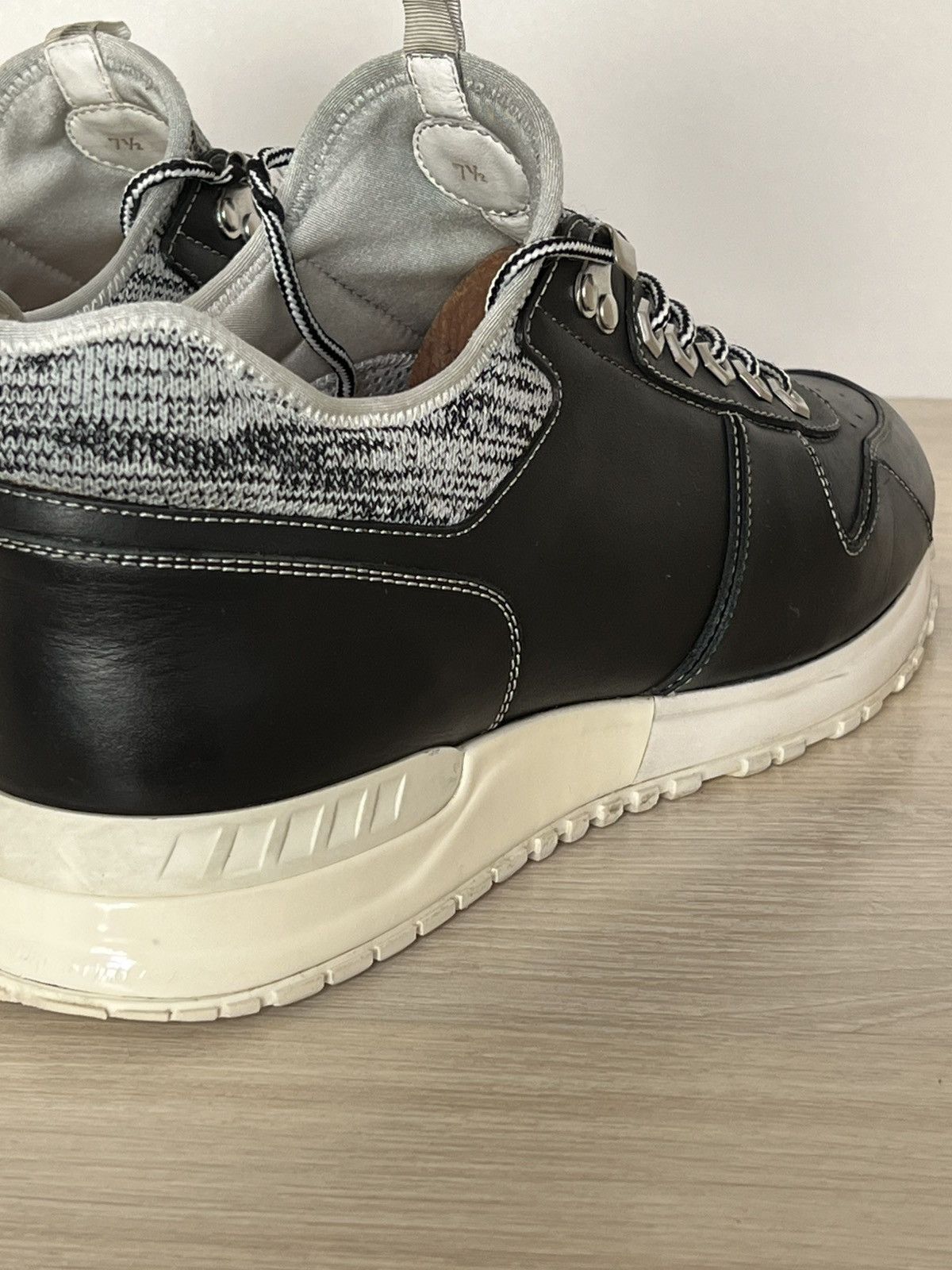 Louis Vuitton Louis Vuitton Black Leather Knit Technical Runner Sneakers Size US 8.5 / EU 41-42 - 14 Thumbnail