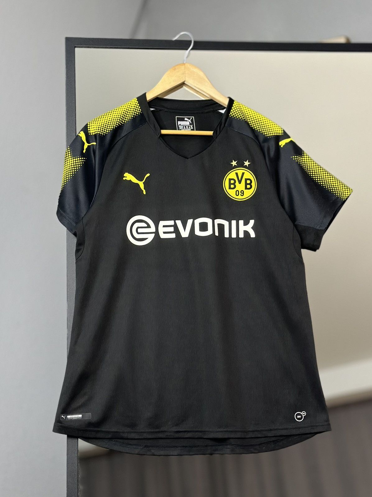 Puma Borussia Dortmund 2017/18 Puma football shirt Jersey soccer Size US XL / EU 56 / 4 - 1 Thumbnail