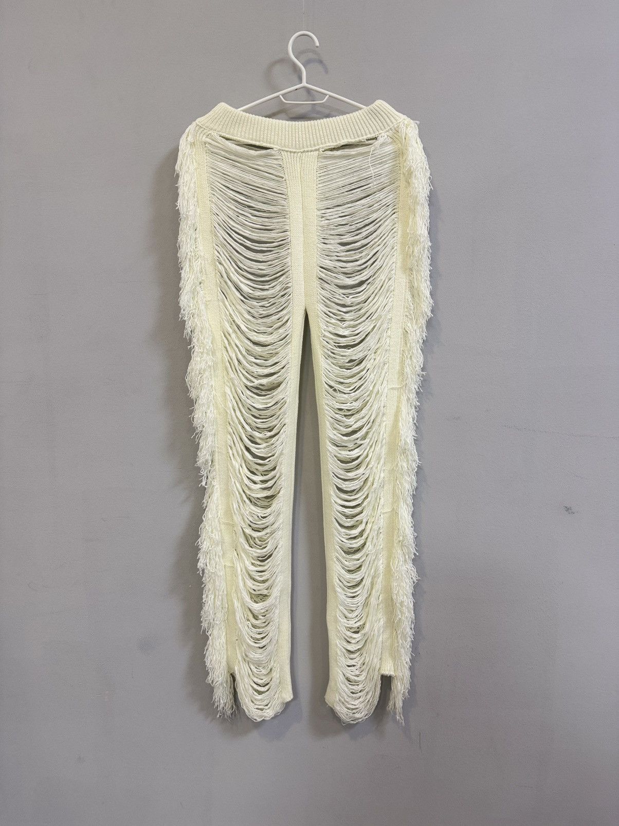 20471120 Very crazy white shredded extreme ripped pants Size 28" / US 6 / IT 42 - 1 Thumbnail