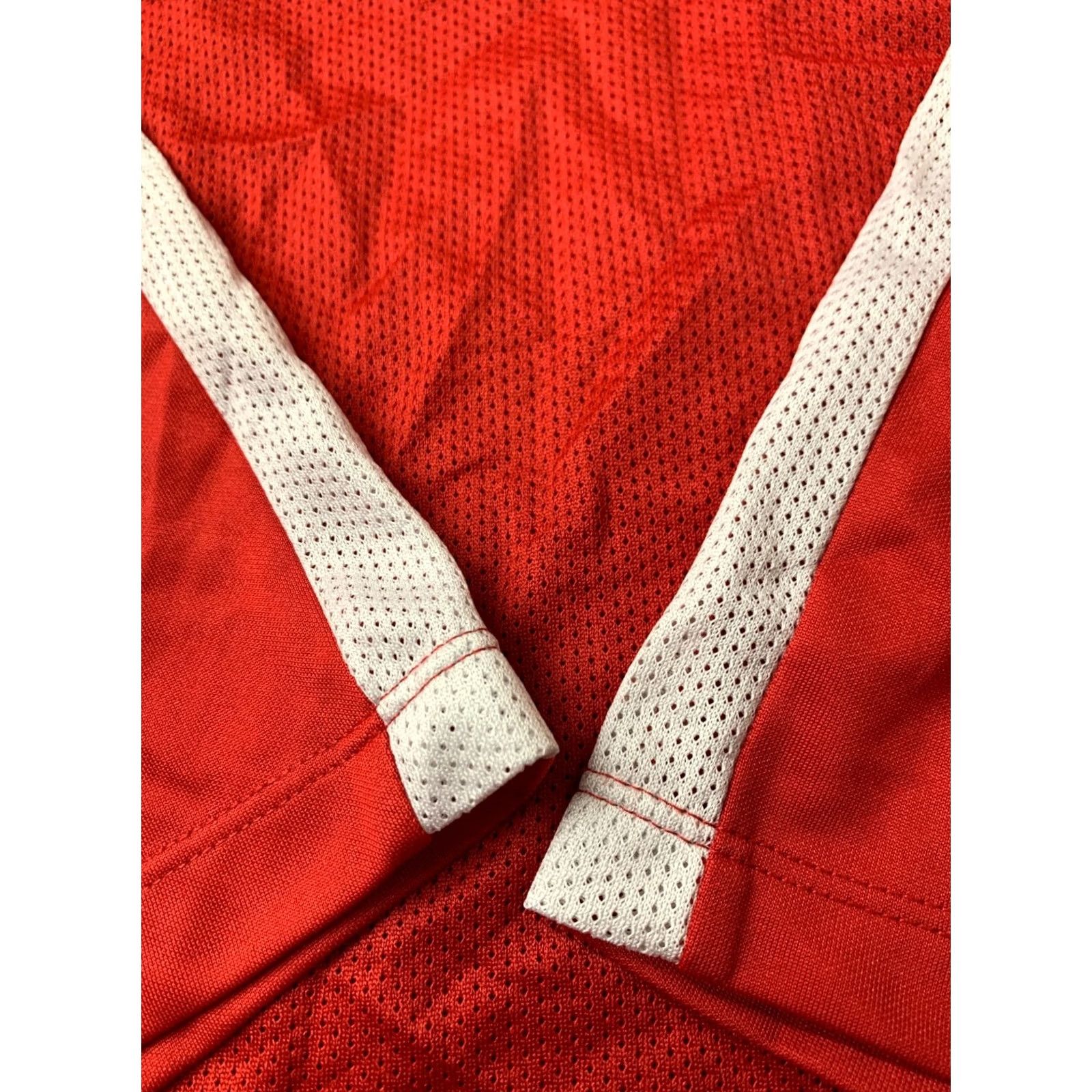 Nike Nike Dri-FIT Academy Football Shirt Men S Red/White Jersey JERSEY Tee 2016 2010-2019 Team Classic Short Sleeve United Soccer Shirt Size US S / EU 44-46 / 1 - 4 Thumbnail