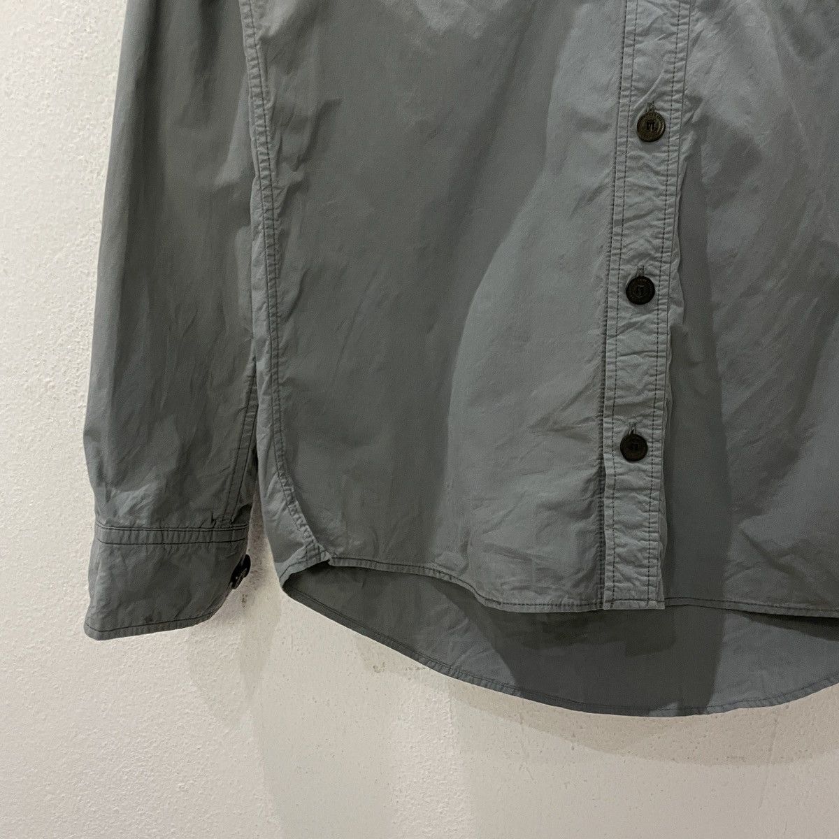 Visvim Visvim Licensed by Cubism Inc Button Ups Tee Size US S / EU 44-46 / 1 - 4 Thumbnail