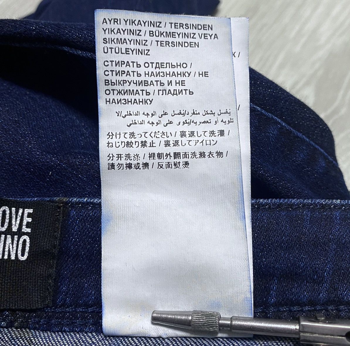 Love Moschino Love Moschino Navy Jeans Denim Embroidered Logo Streetwear Size 25" / US 0 / IT 36 - 20 Thumbnail