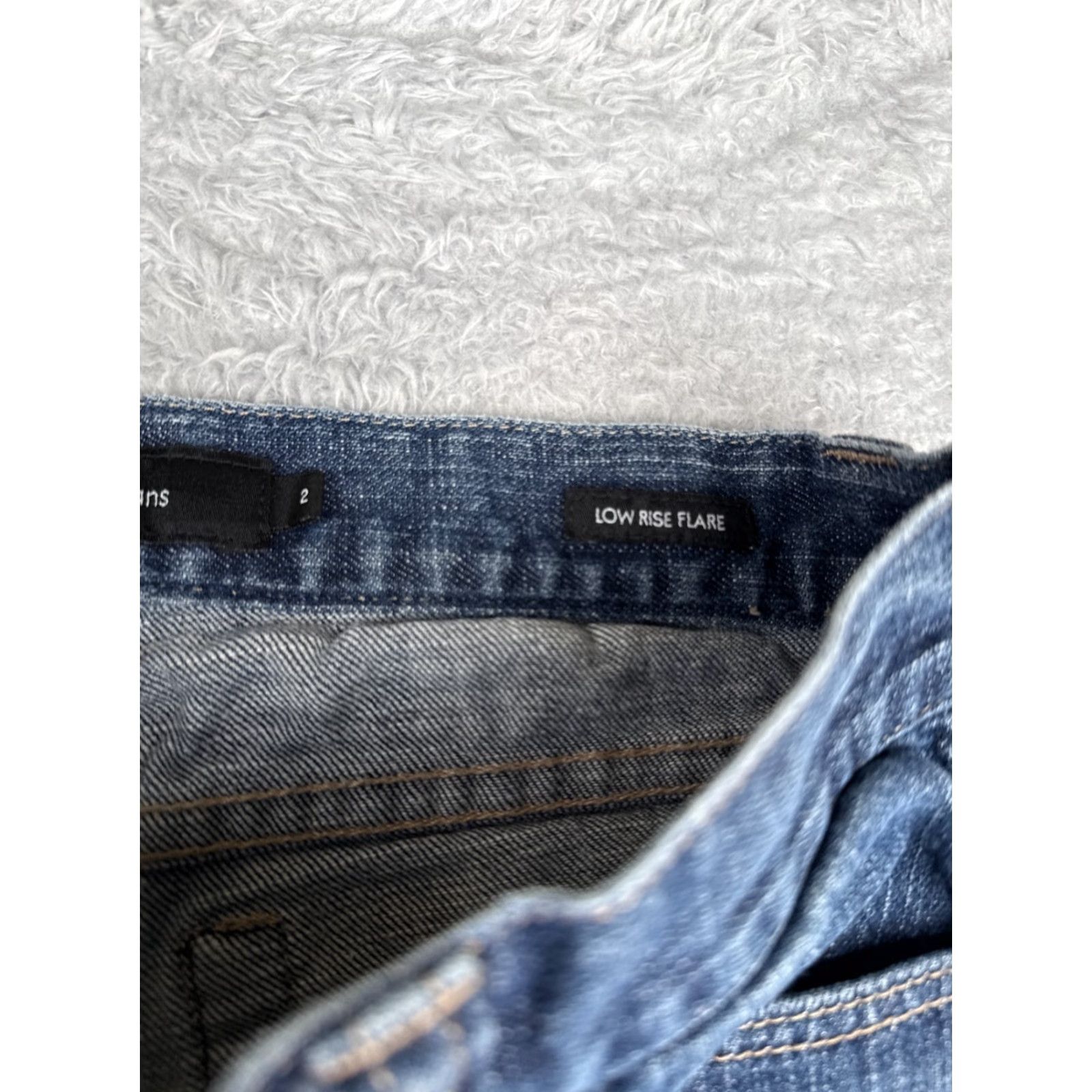 Calvin Klein VINTAGE Calvin Klein Jeans Women Blue Low Rise Flare Denim Bootcut 2 28x27 Size 26" / US 2 / IT 38 - 7 Thumbnail