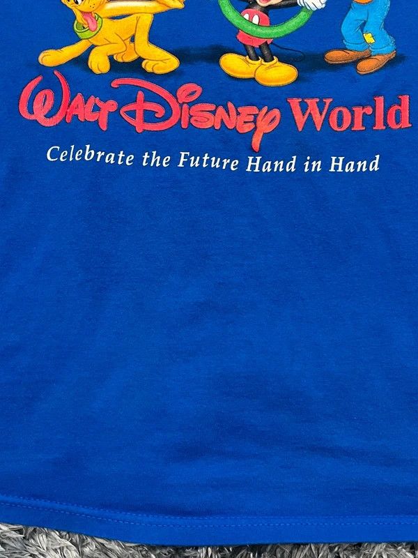 Disney Disney Vintage T-shirt 2000 New Year Size US M / EU 48-50 / 2 - 13 Thumbnail