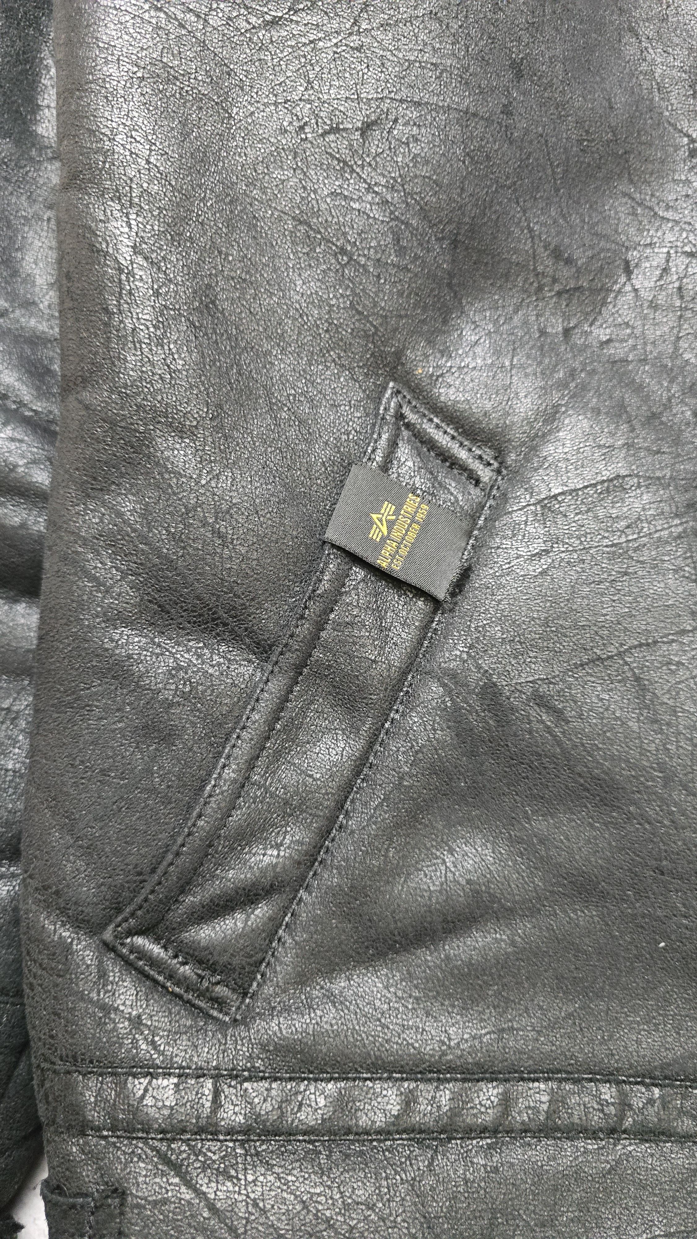 Alpha Industries Alpha Industries B3 Aviator Bomber Jacket Faux Shearling Size US L / EU 52-54 / 3 - 14 Thumbnail
